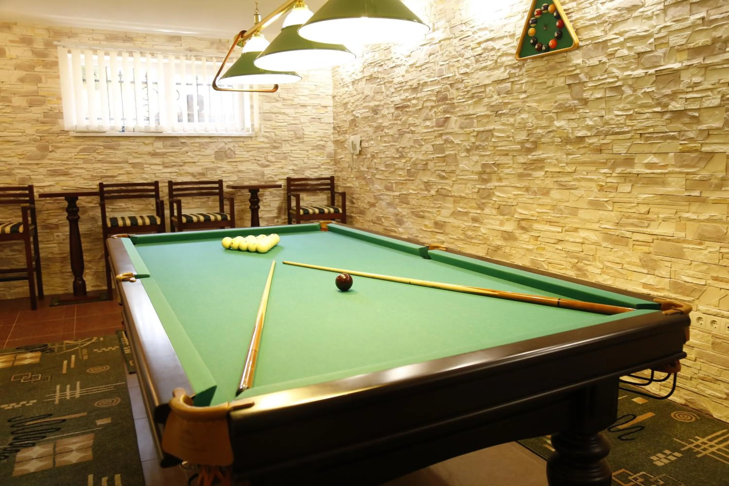 Billiard in Tsvit Paporoti