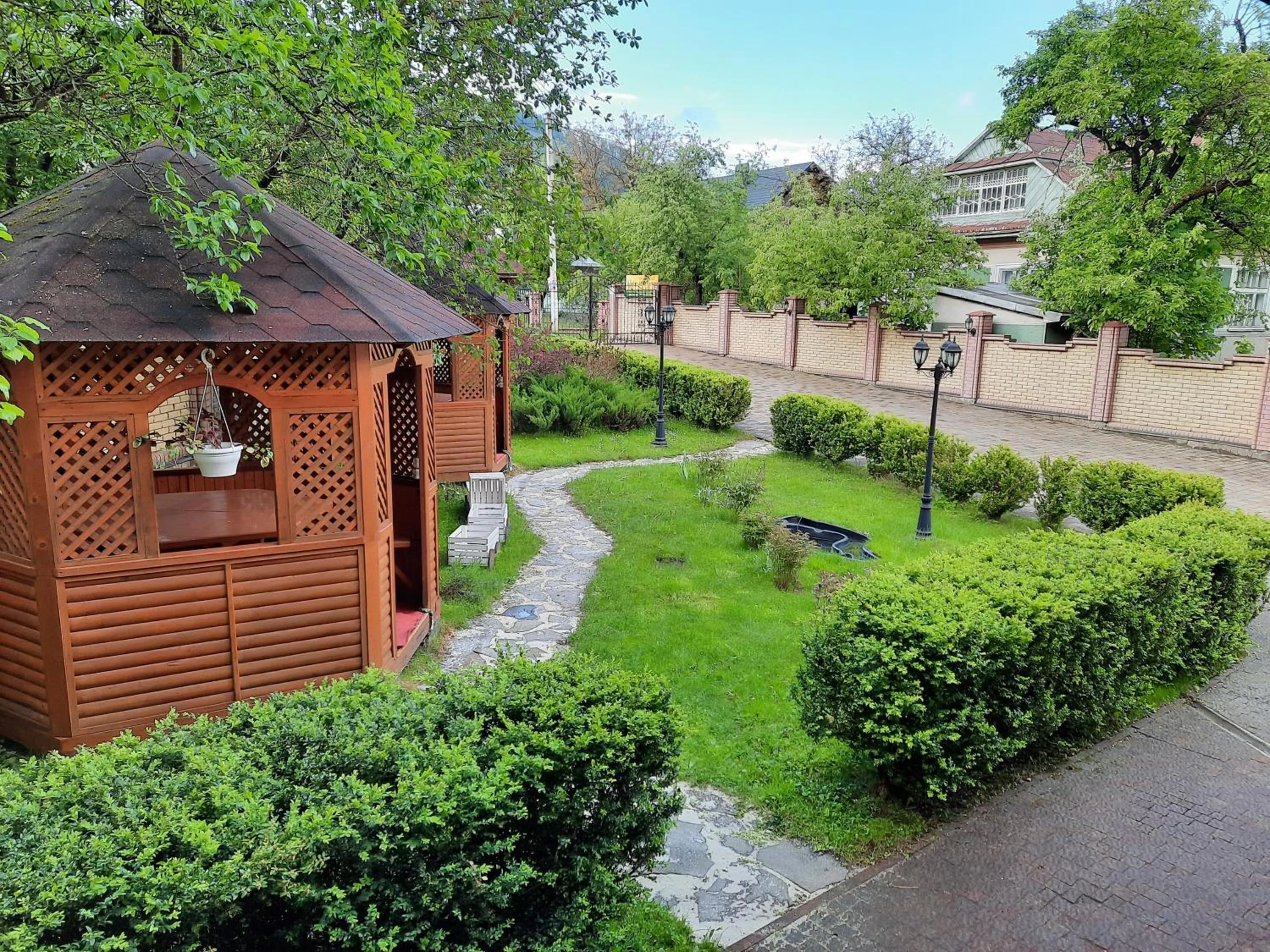 Garden in Tsvit Paporoti