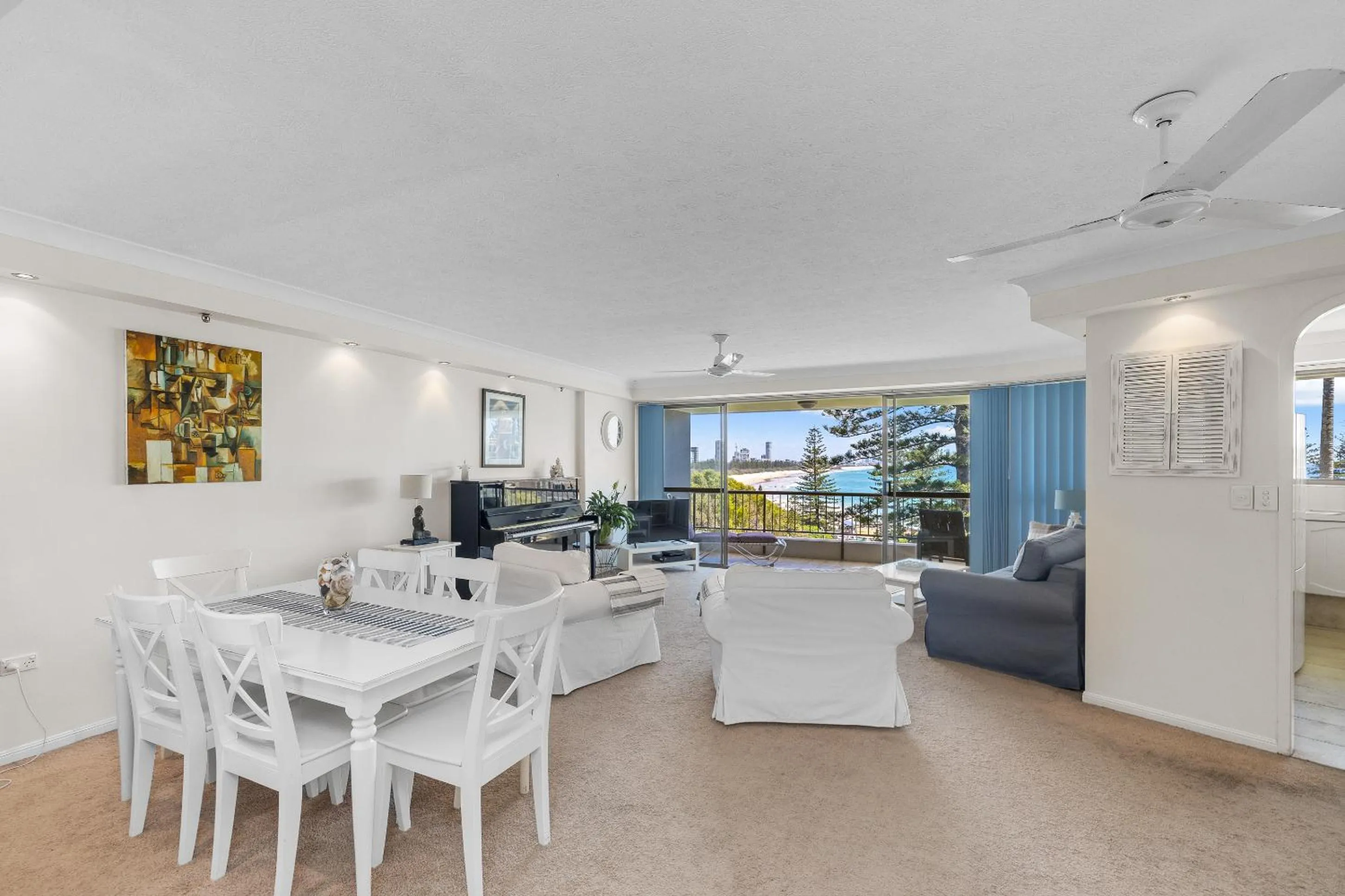 TV and multimedia in Gemini Court Holiday Apartments