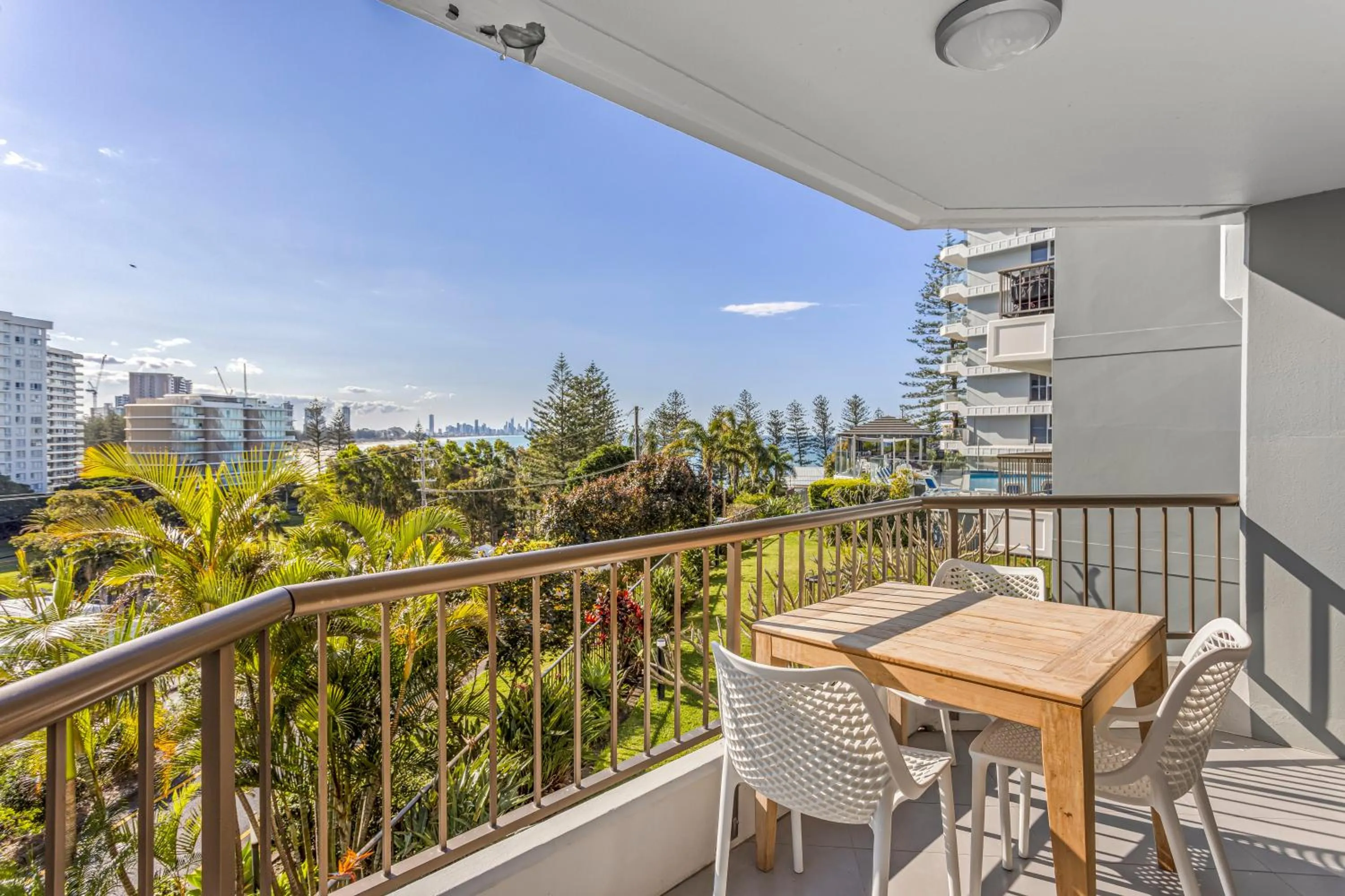 Day in Gemini Court Holiday Apartments