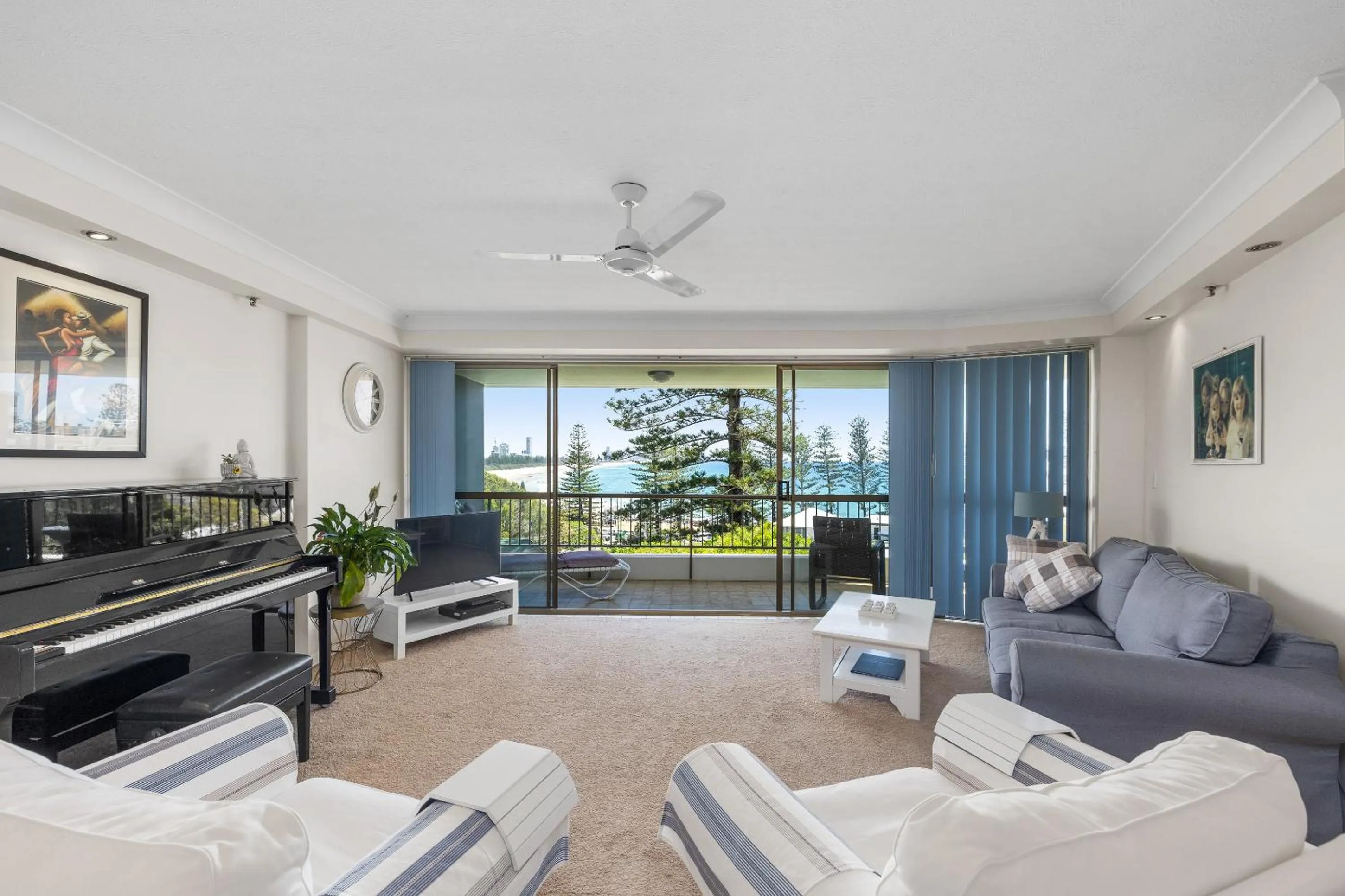 TV and multimedia in Gemini Court Holiday Apartments