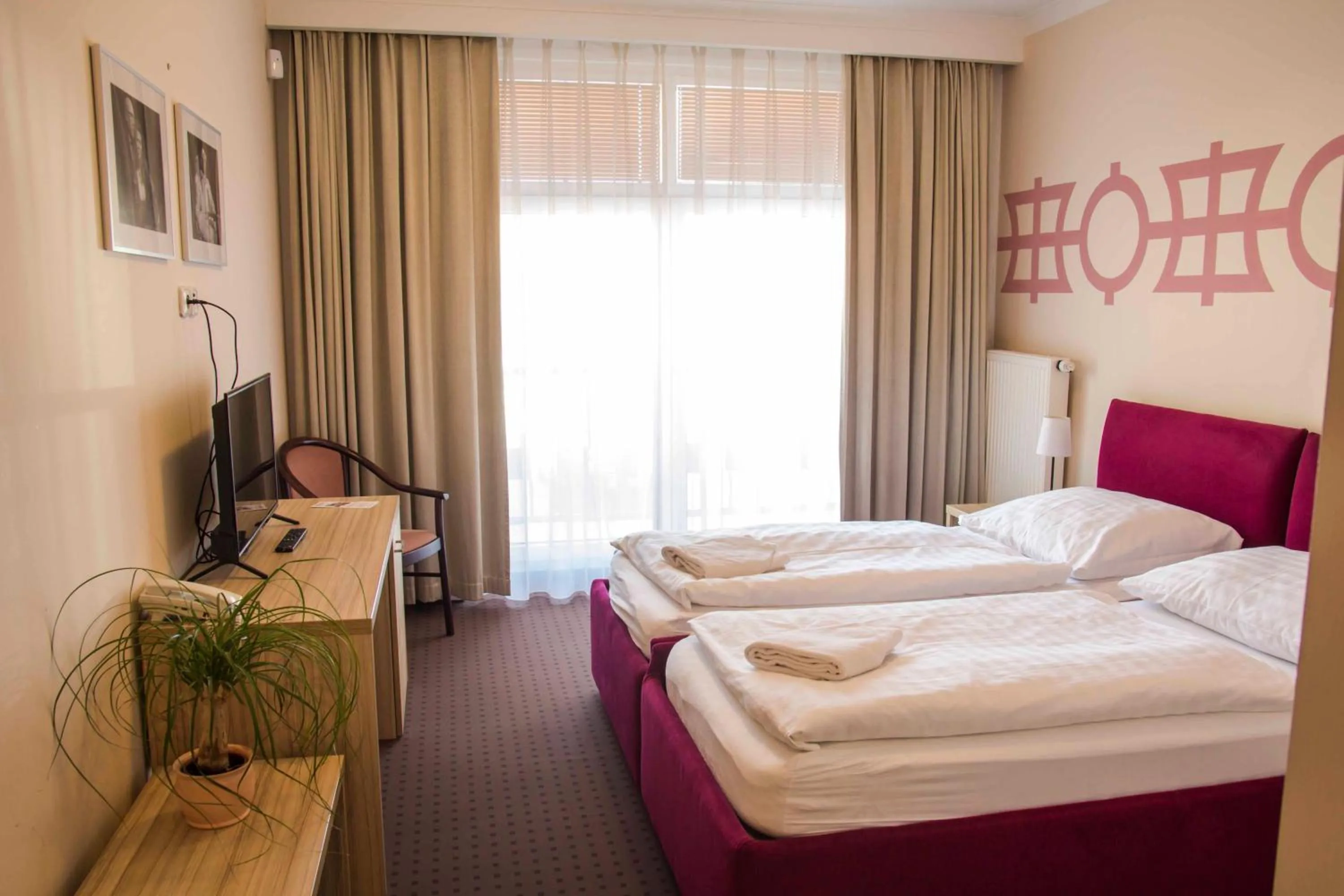 Bedroom, Bed in Mini Hotel Akord