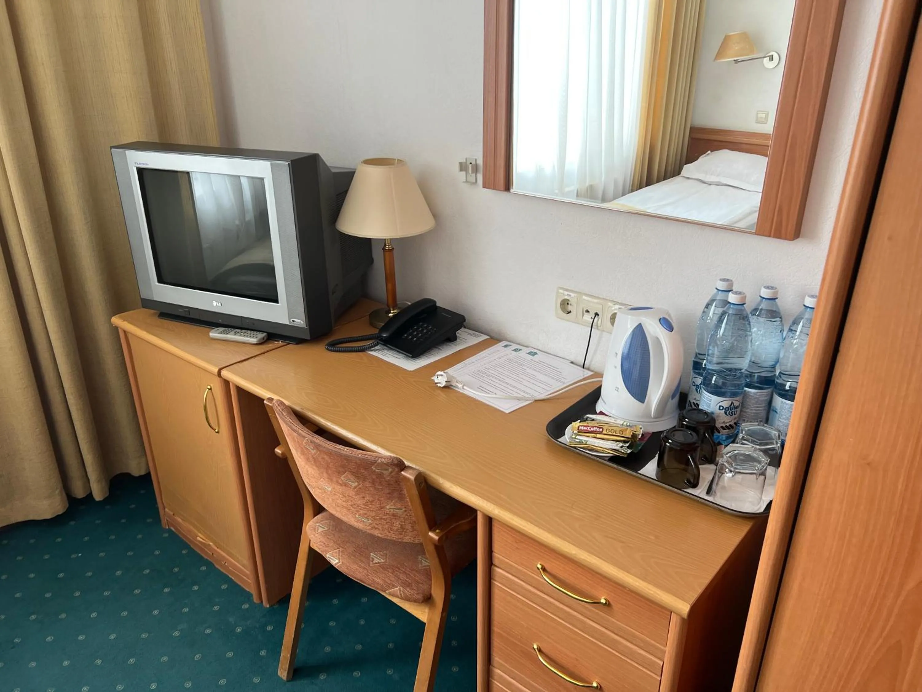 Seating area in Green Hotel