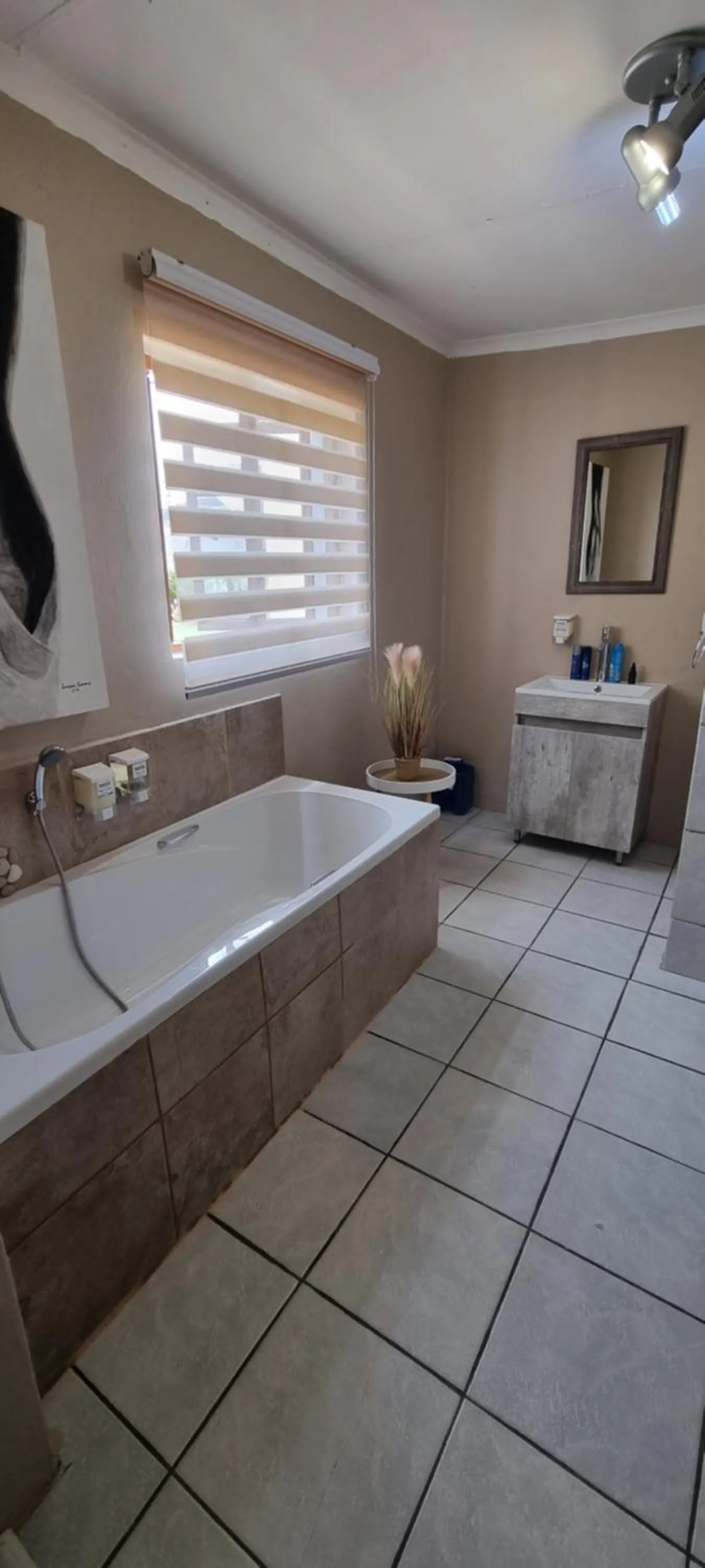 Bathroom, Bed in Heimat Guesthouse