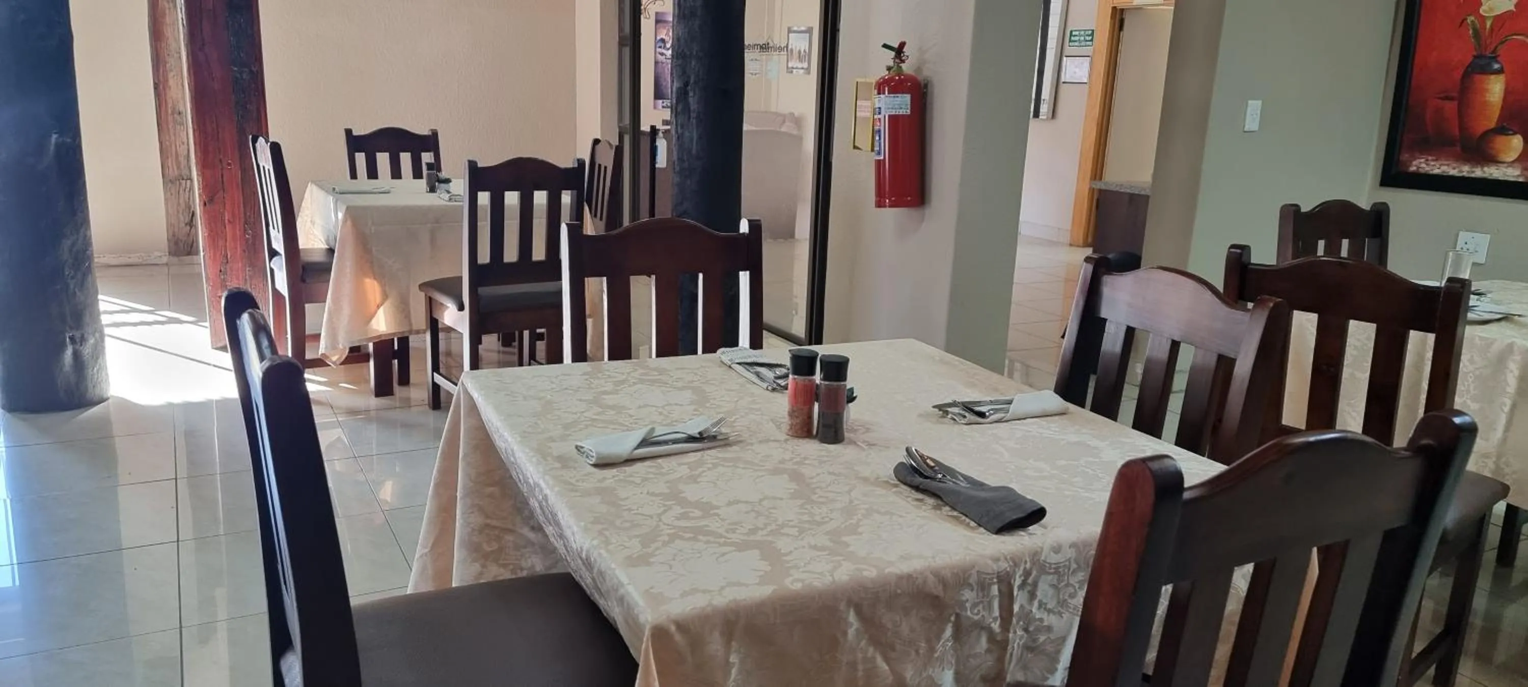 Dining area in Heimat Guesthouse