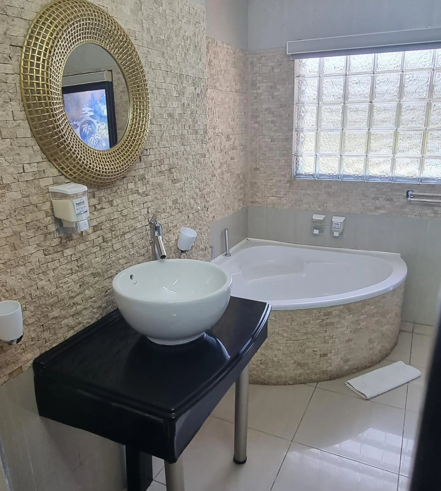 Bath in Heimat Guesthouse
