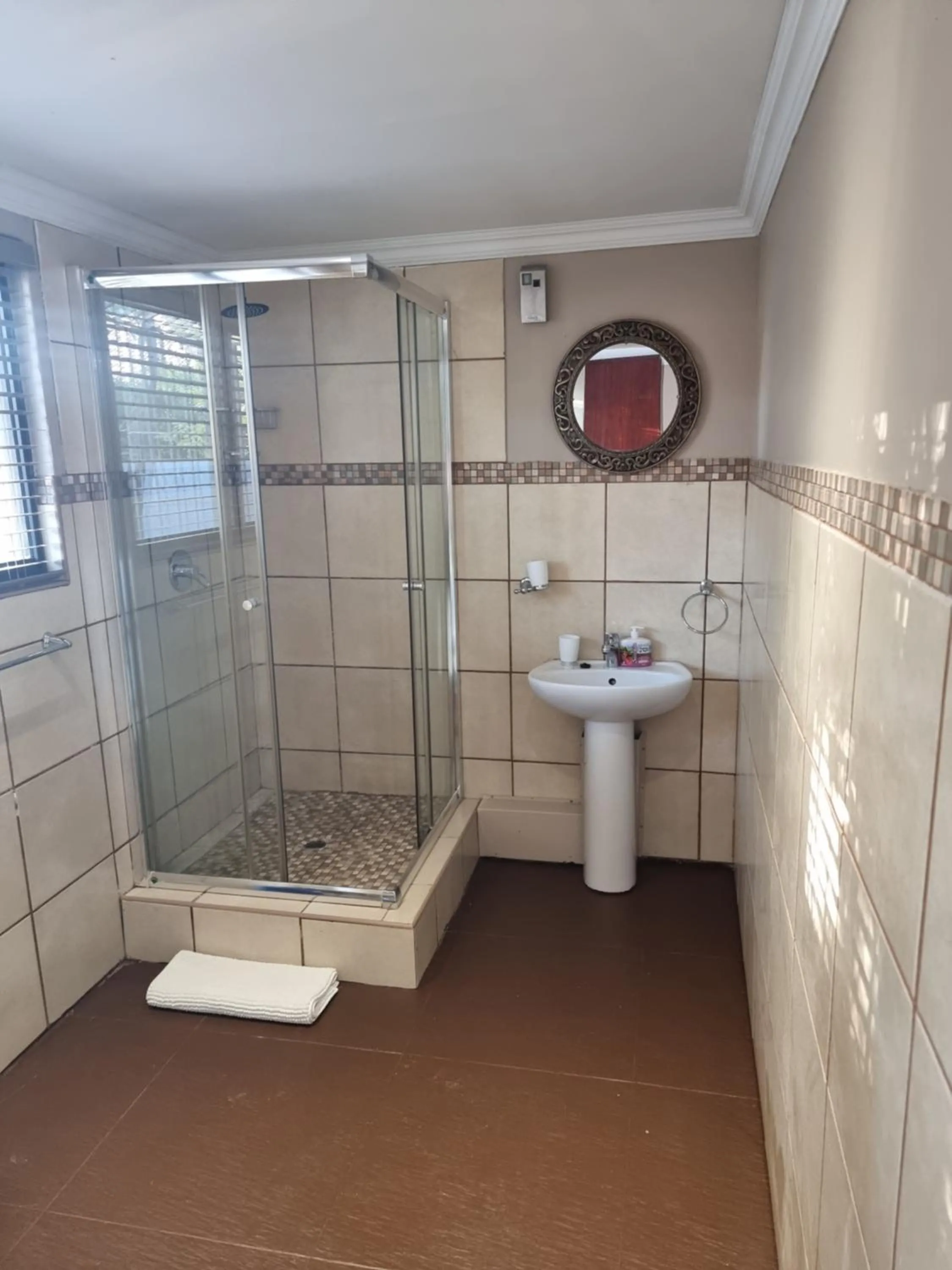 Bathroom in Heimat Guesthouse