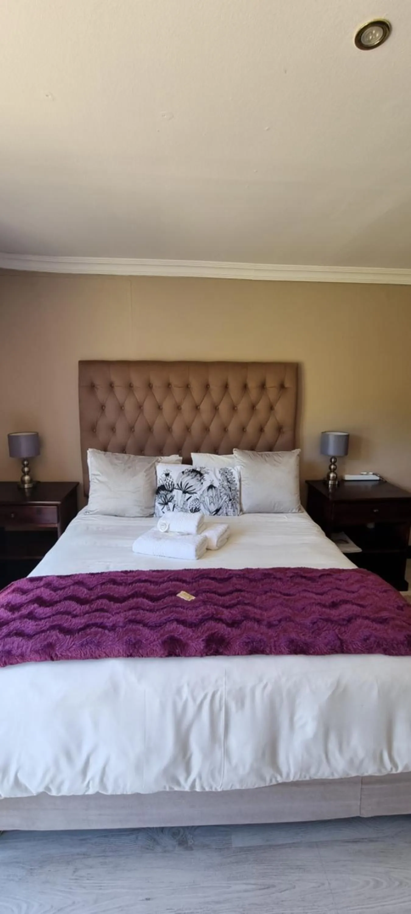 Bedroom, Bed in Heimat Guesthouse