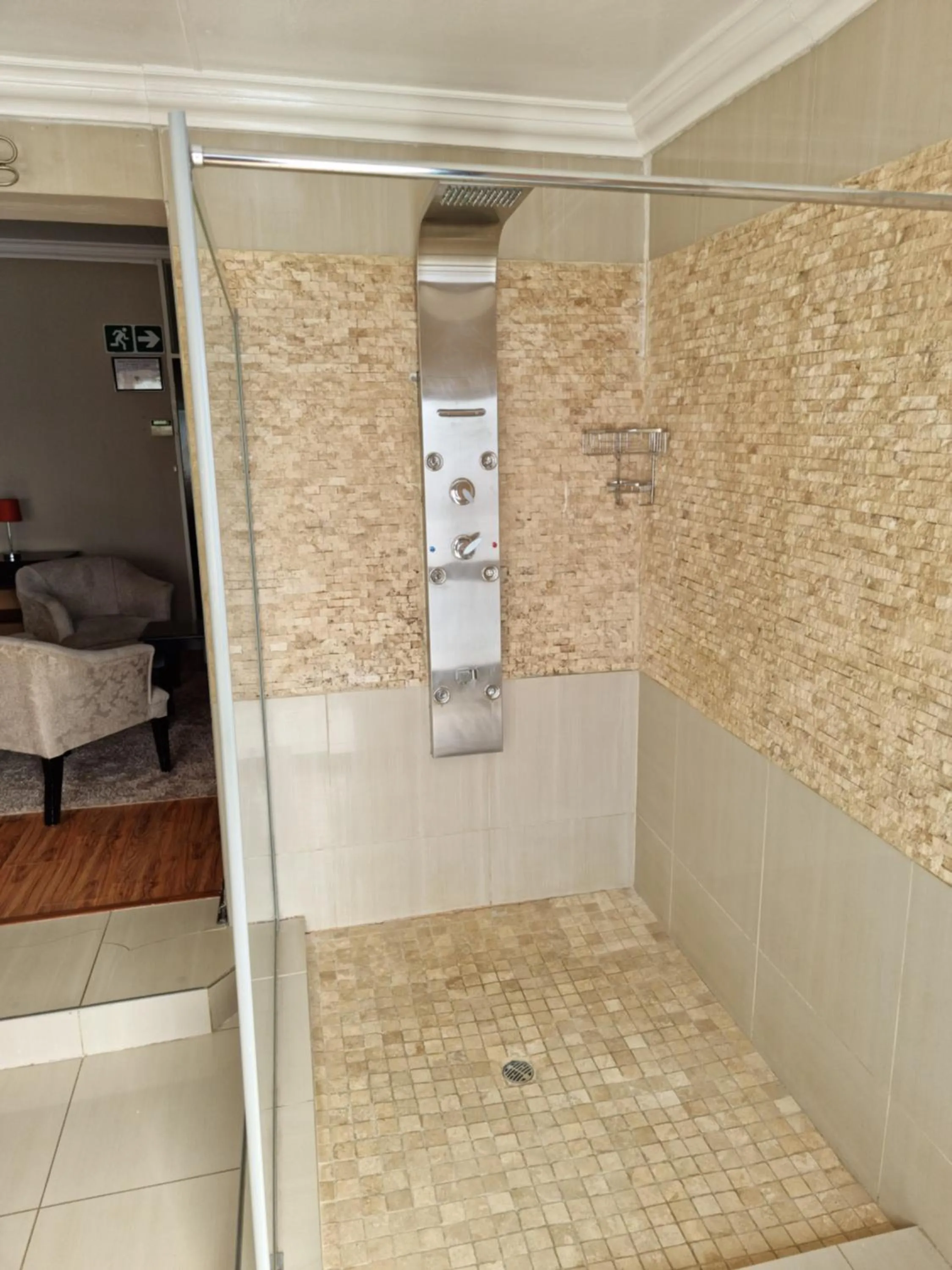 Shower in Heimat Guesthouse