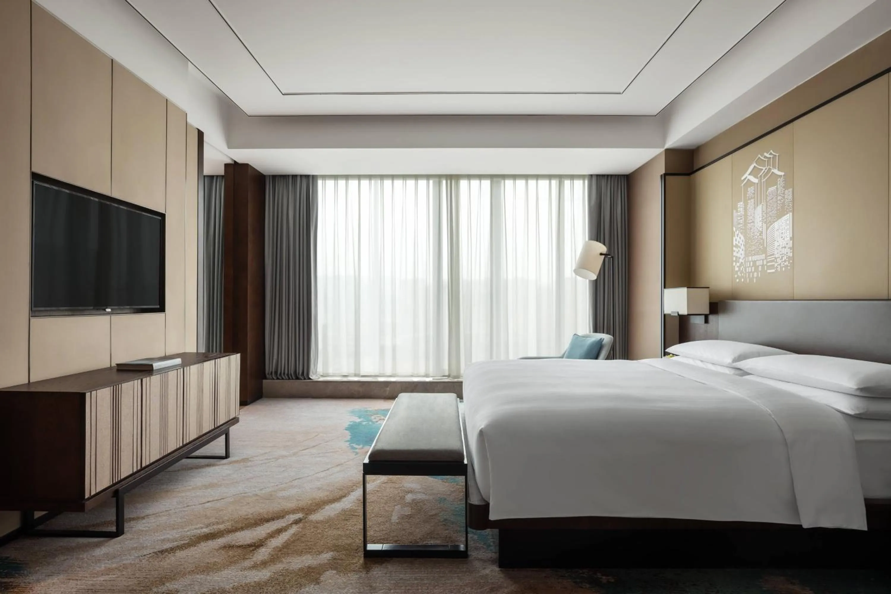 Photo of the whole room, Bed in Hangzhou Marriott Hotel Lin'an