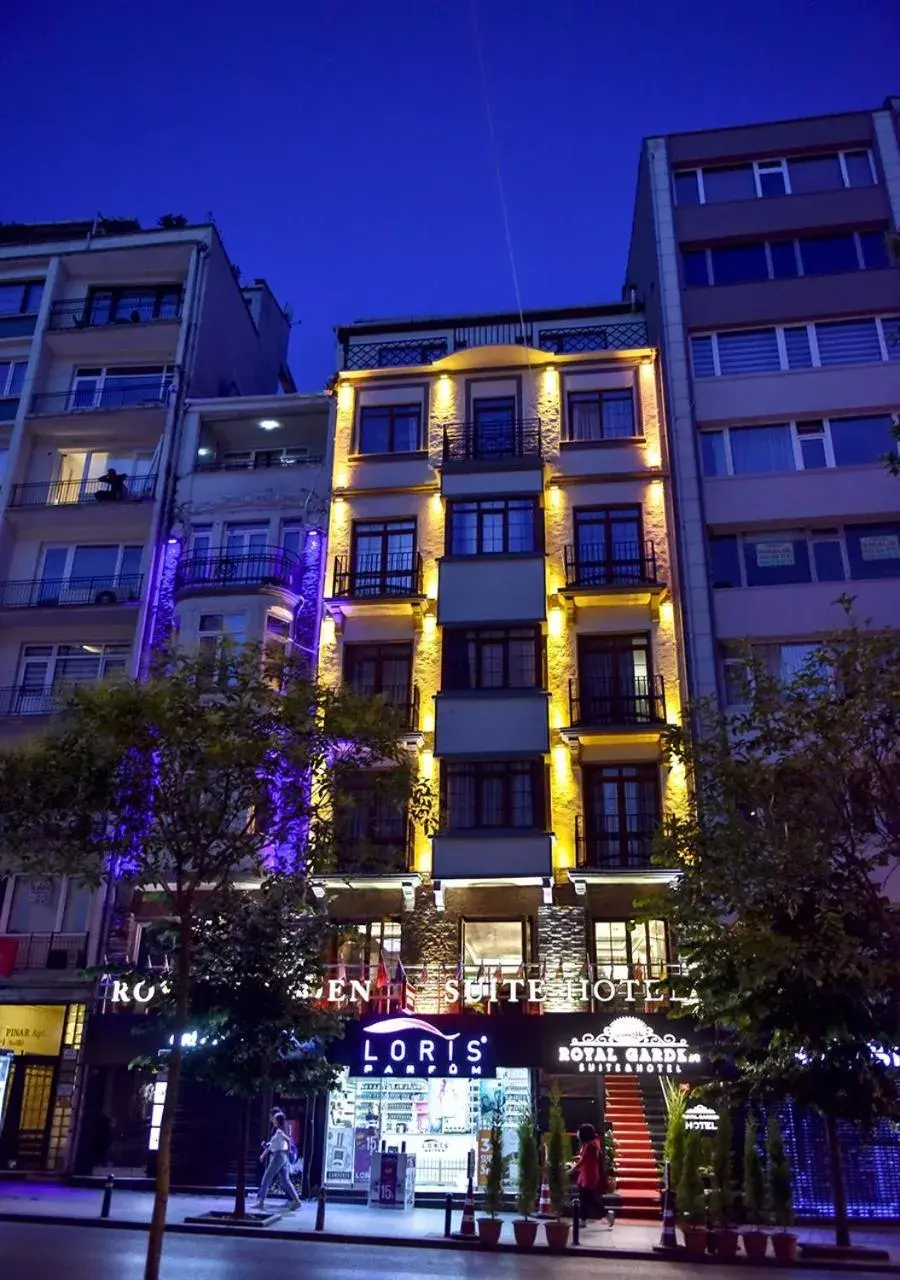 Property building in Royal Garden Suite and Hotel Property building in Royal Garden Suite and Hotel