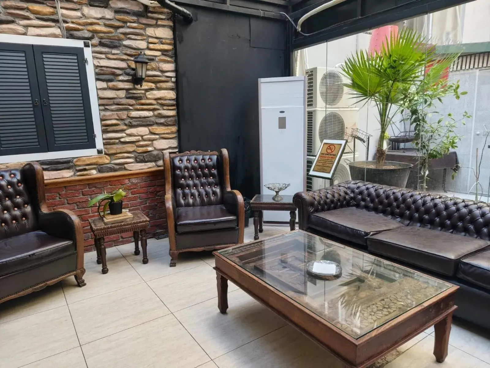 Lobby or reception in Royal Garden Suite and Hotel Lobby or reception in Royal Garden Suite and Hotel