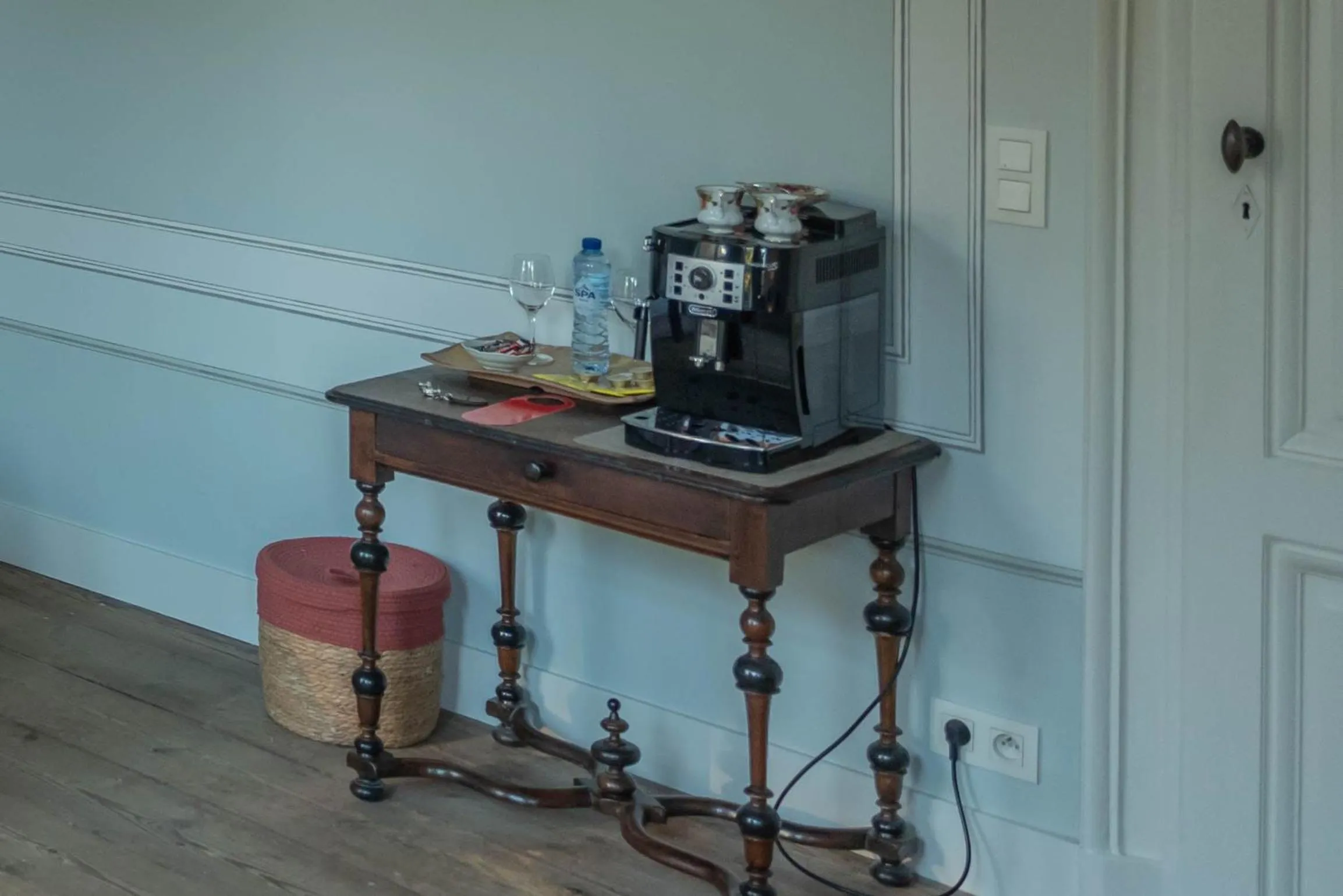 Coffee/tea facilities in B&B De Corenbloem Luxury Guesthouse - Adults Only