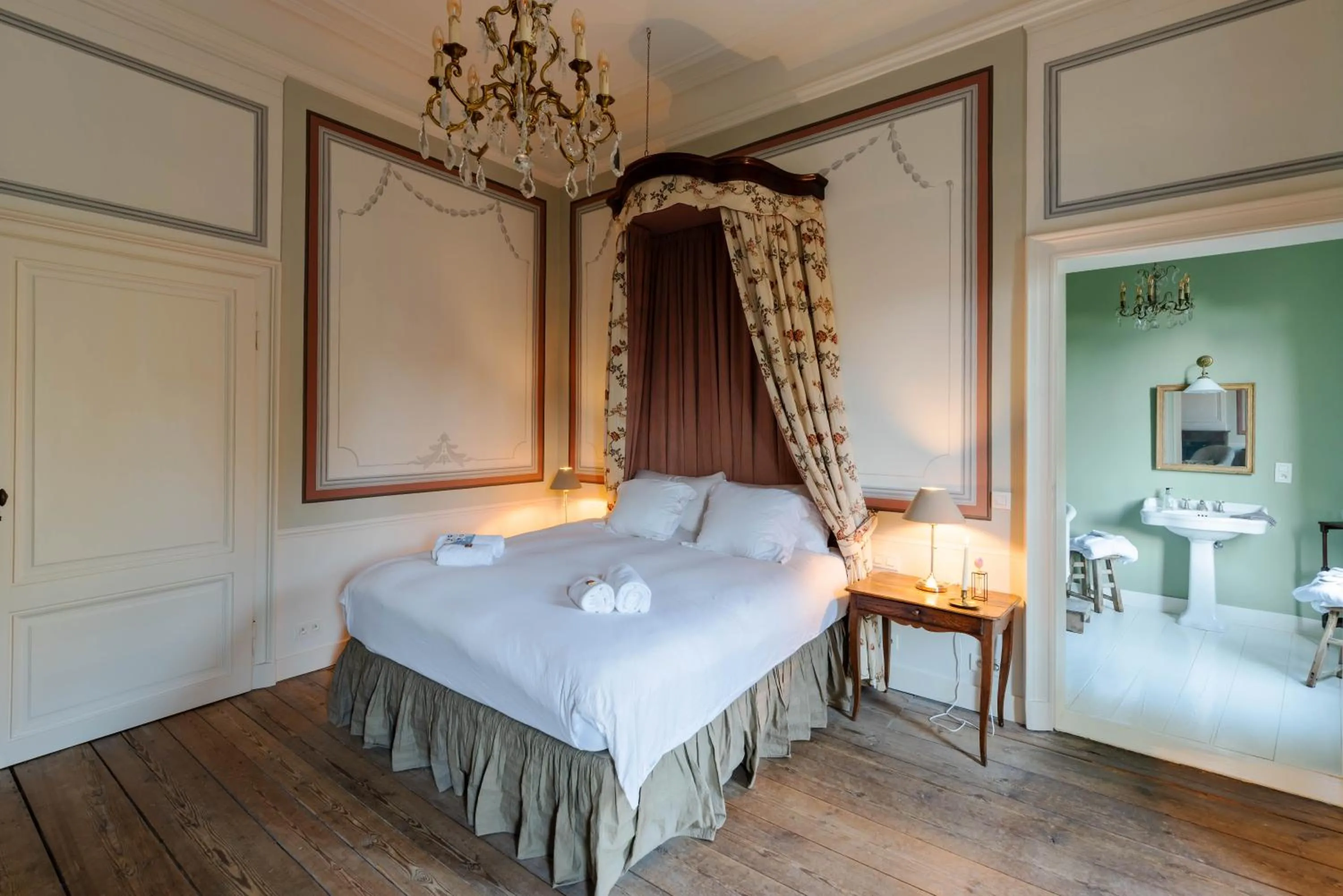 Bedroom, Bed in B&B De Corenbloem Luxury Guesthouse - Adults Only