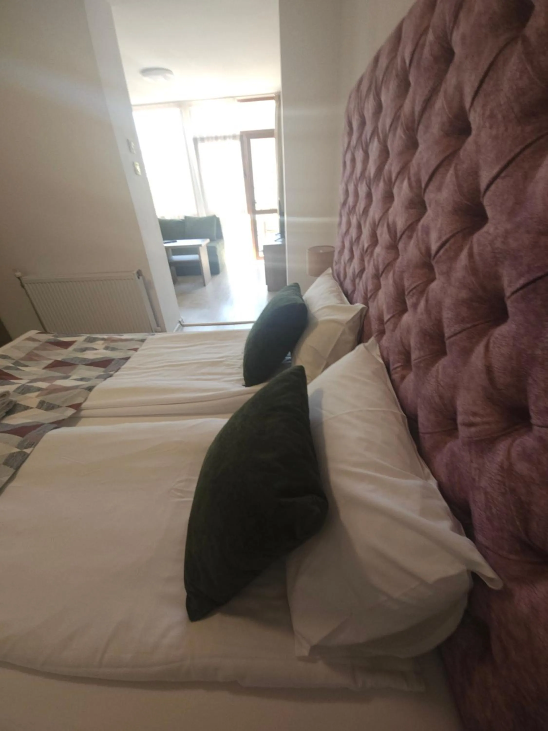 Bed in Priyateli - Friends