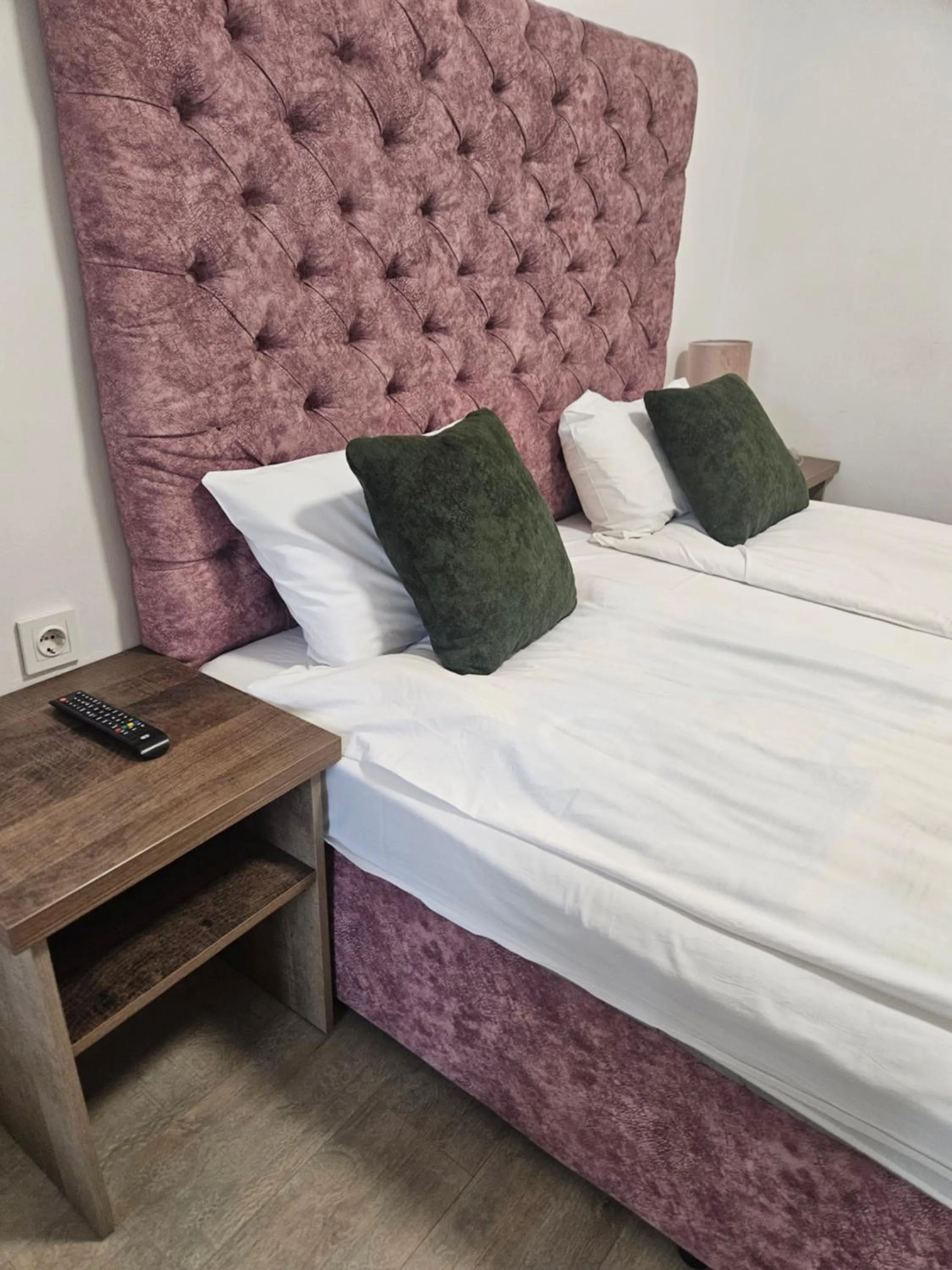Bed in Priyateli - Friends