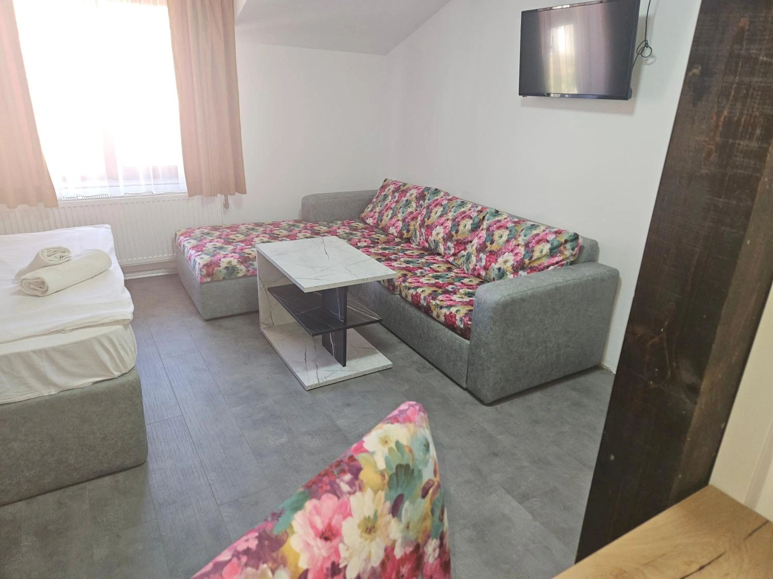 Bed in Priyateli - Friends