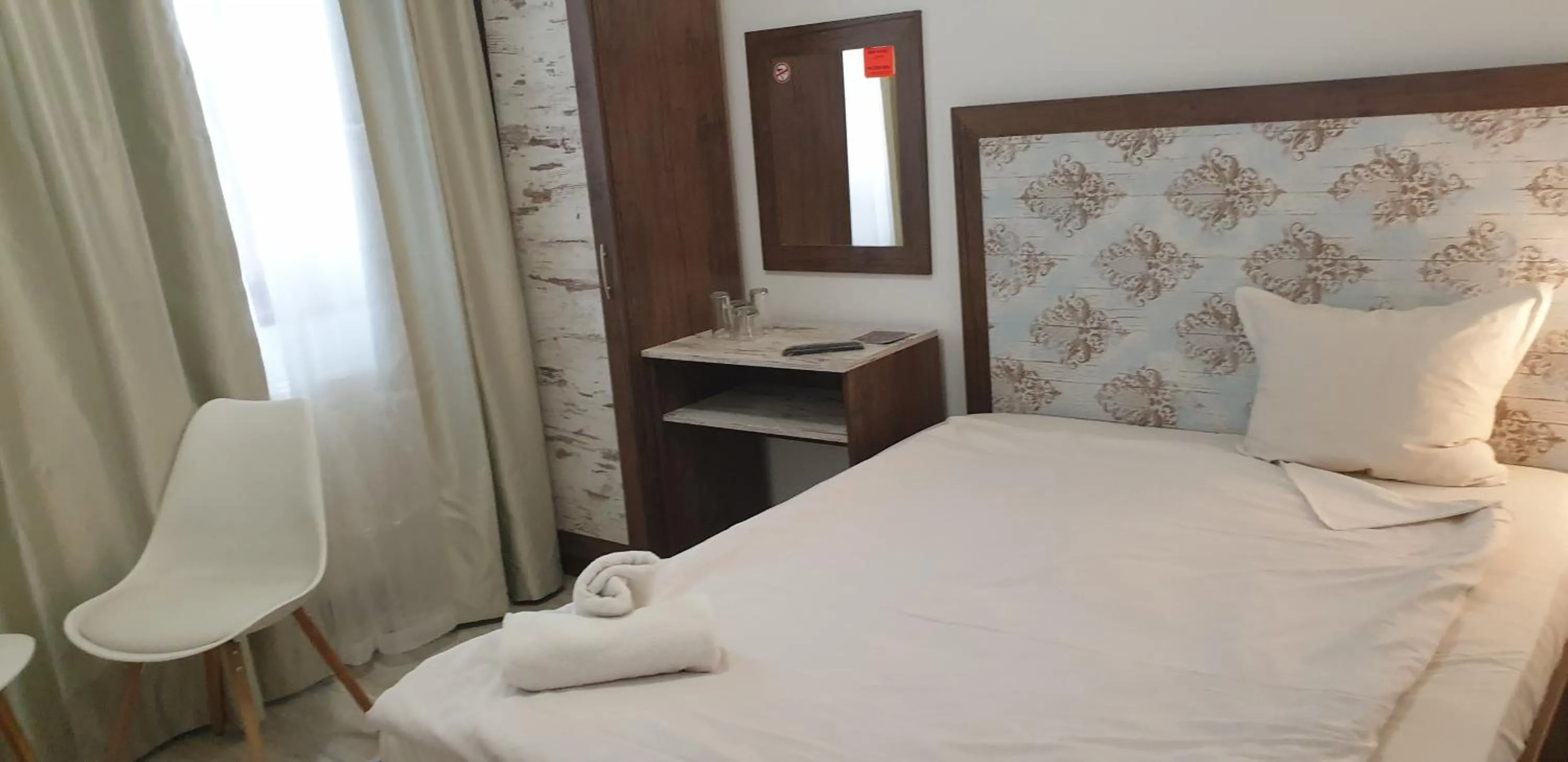 Bed in Priyateli - Friends
