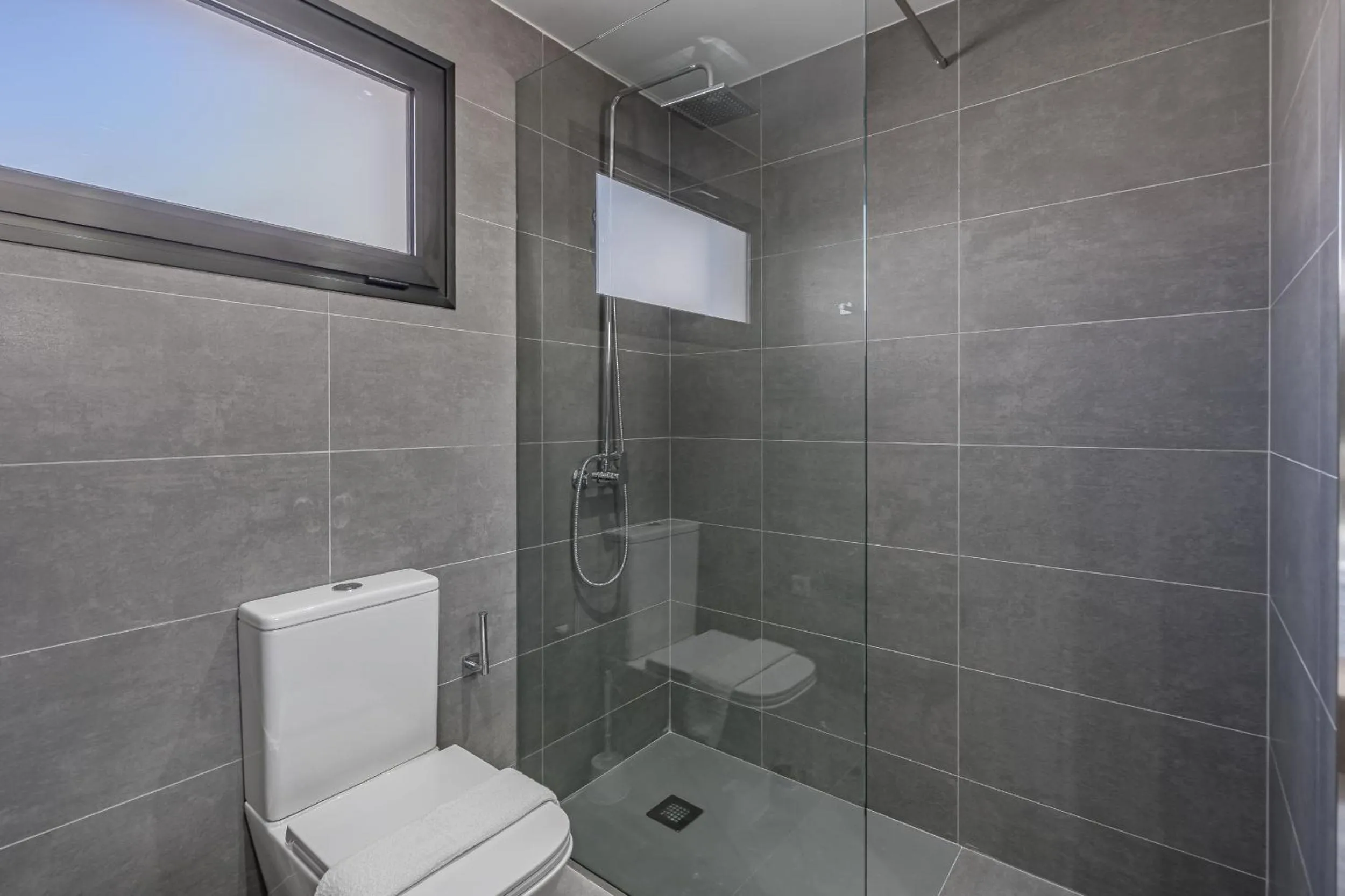 Shower in Costa Adeje Garden Aparthotel