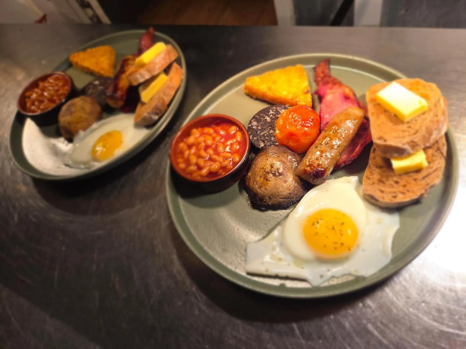 Breakfast in The Farmers Boy Inn Guest House