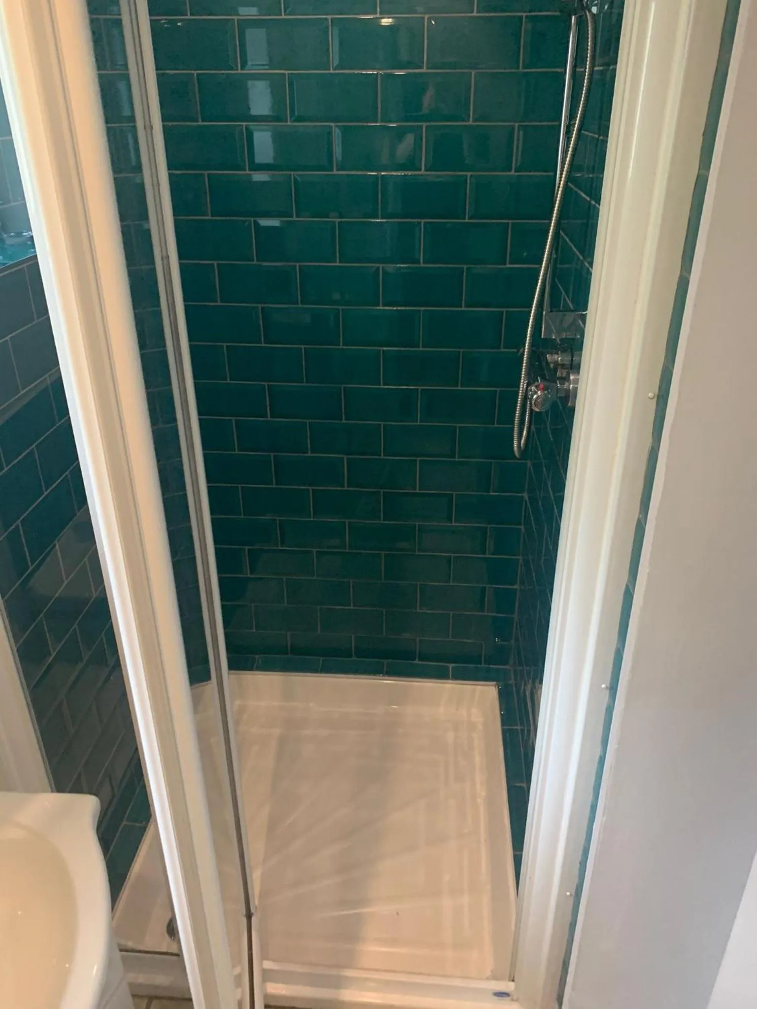 Bathroom in The Farmers Boy Inn Guest House