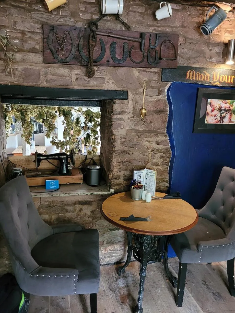 Restaurant/places to eat in The Farmers Boy Inn Guest House