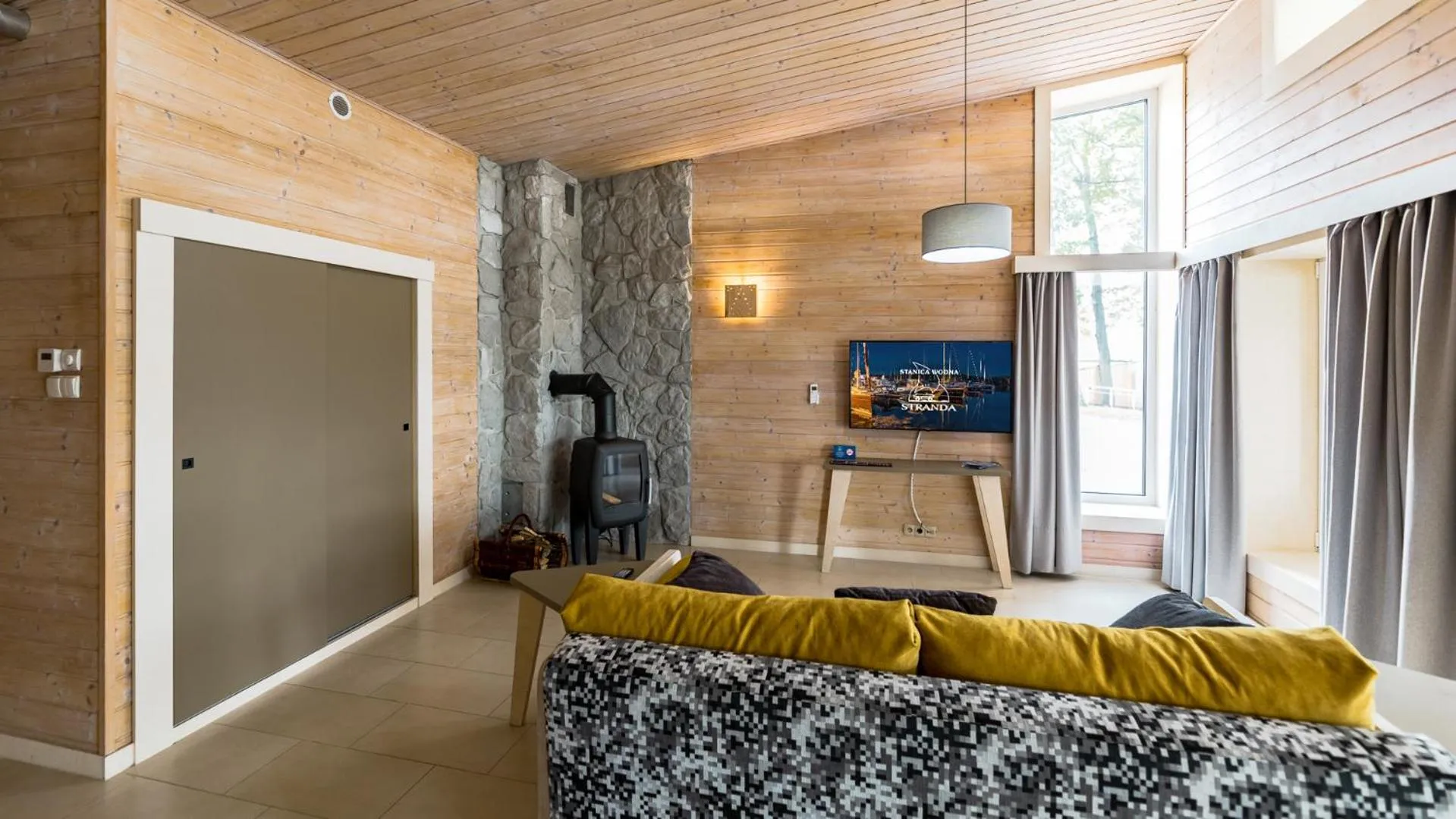 Living room, Bed in Stranda