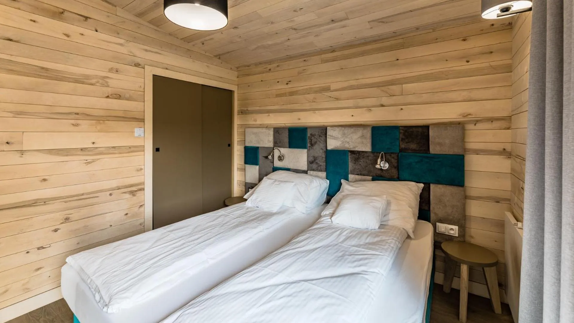 Bedroom, Bed in Stranda