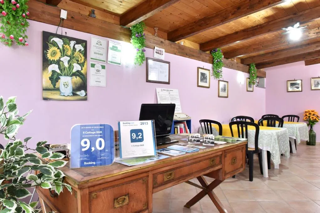 Lobby or reception in Il Cottage B&B