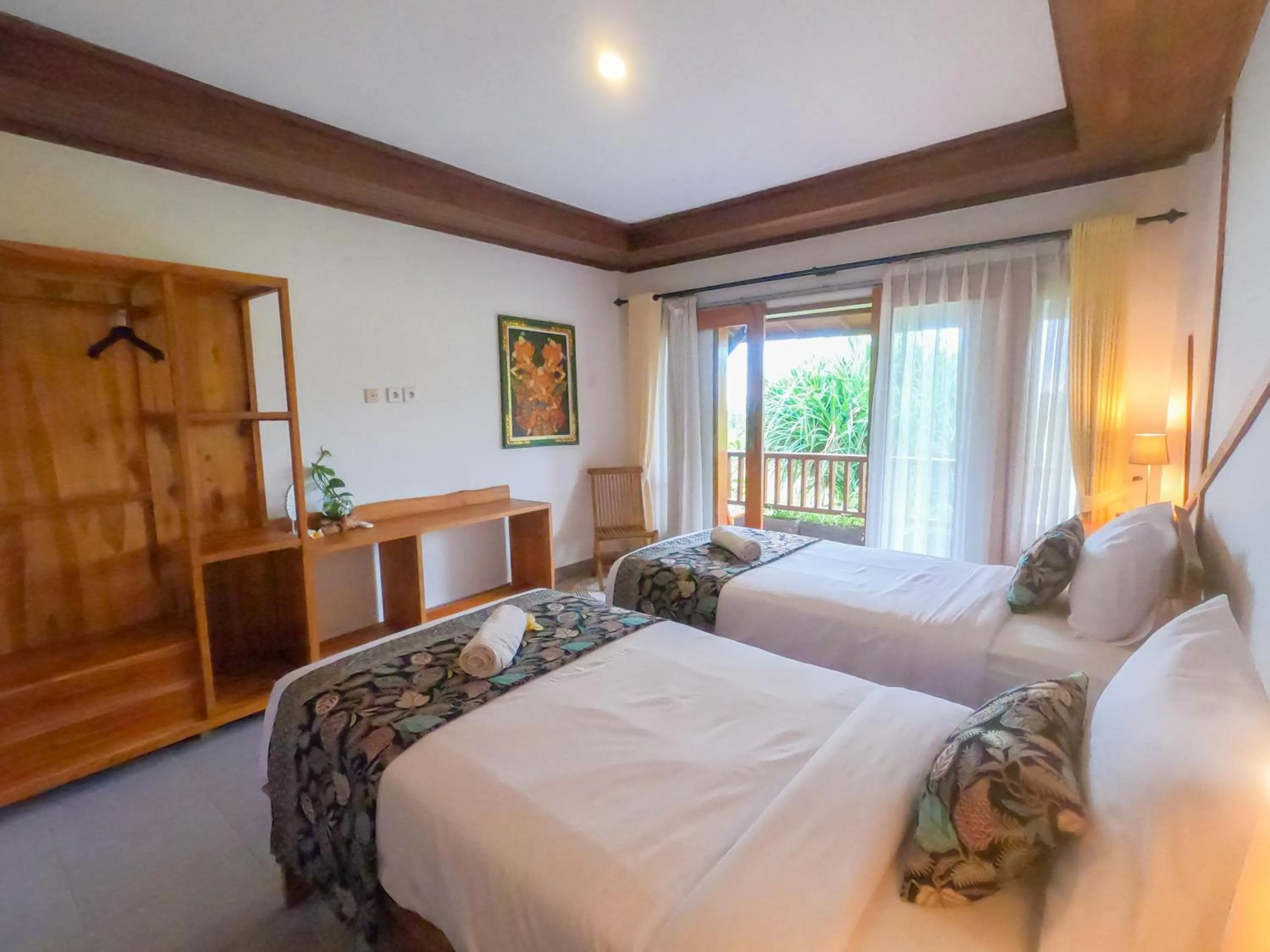 Photo of the whole room, Bed in West Break Bali - Medewi
