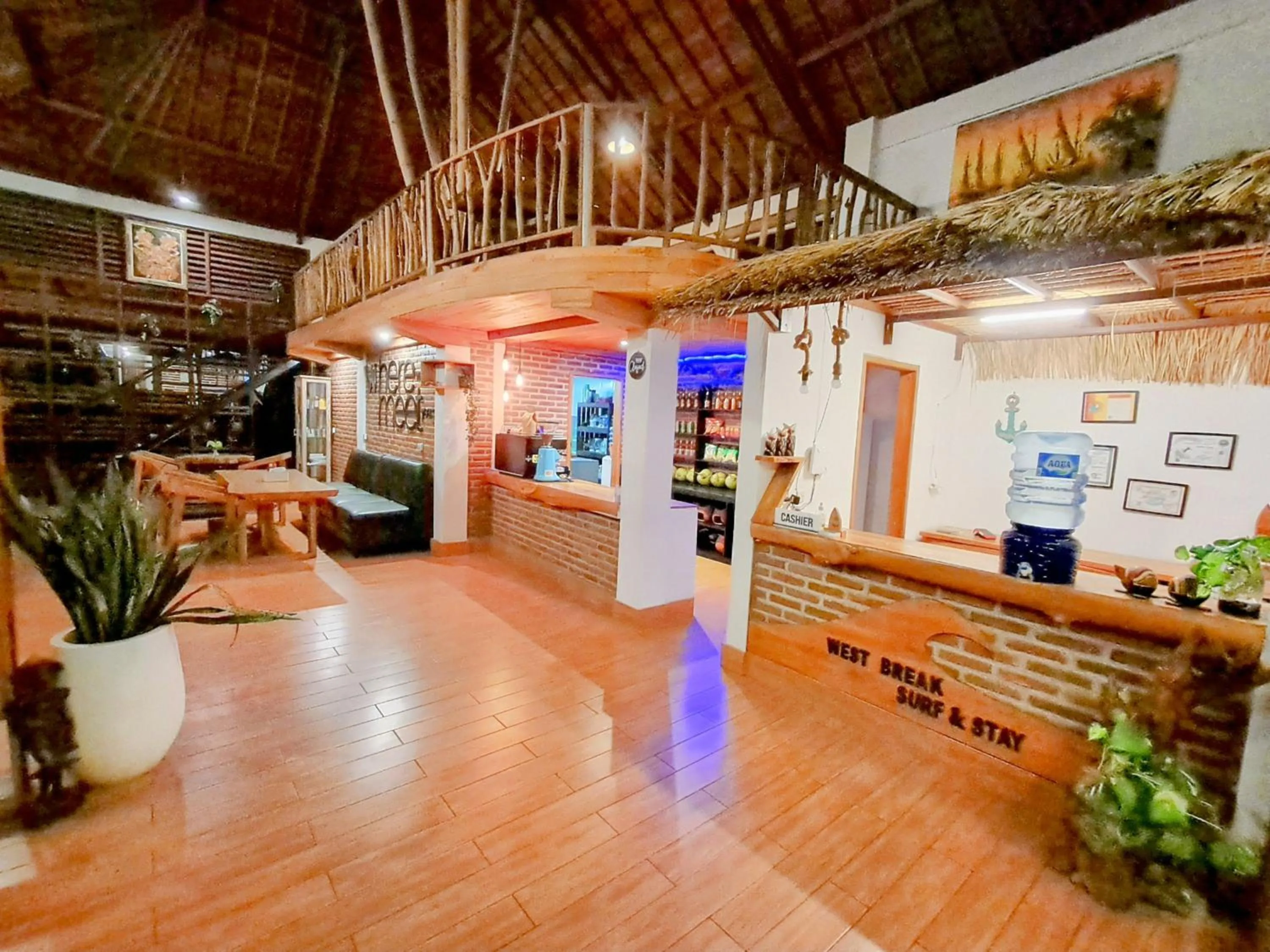 Restaurant/places to eat in West Break Bali - Medewi