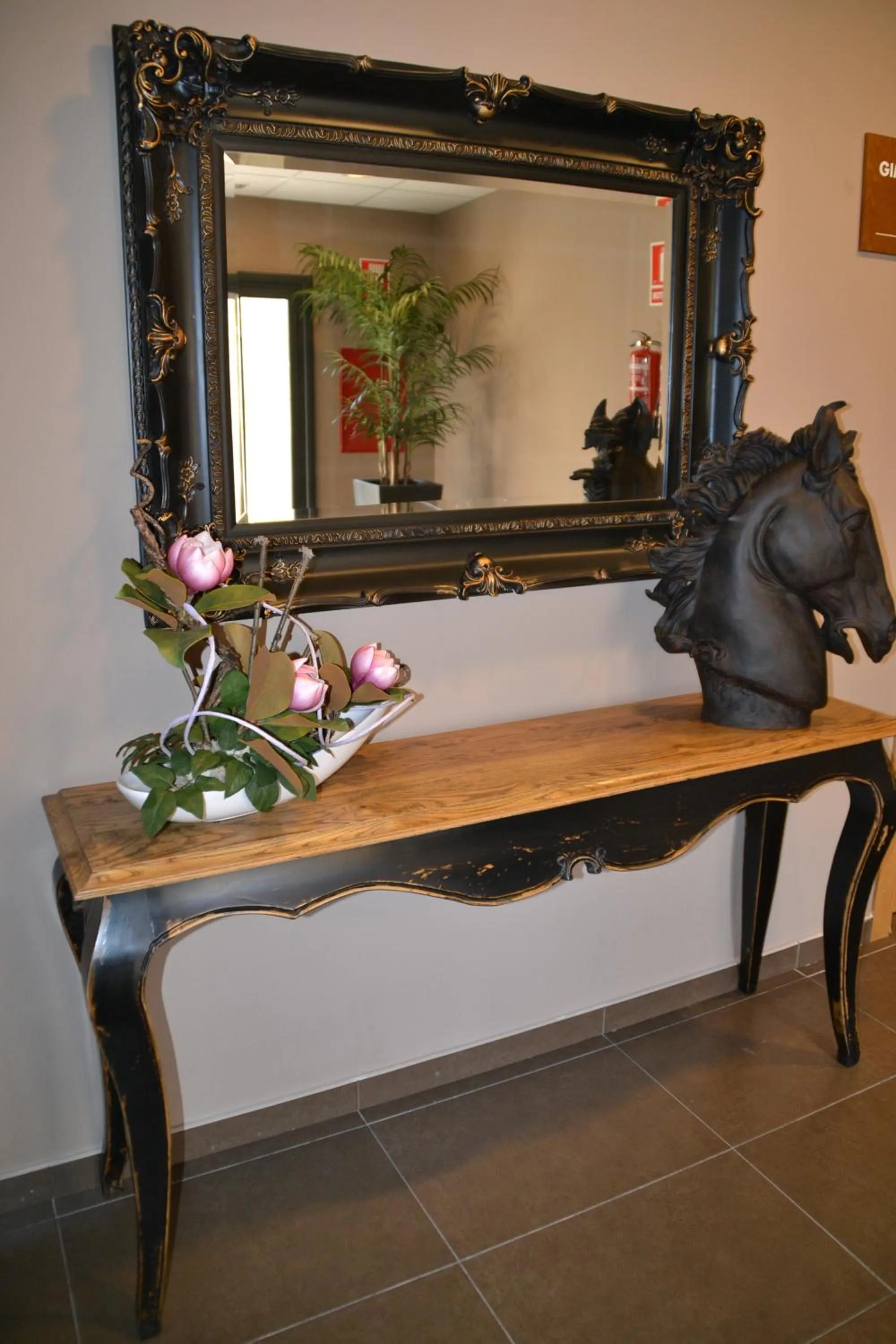 Decorative detail in Hotel Vilar Riu de Baix