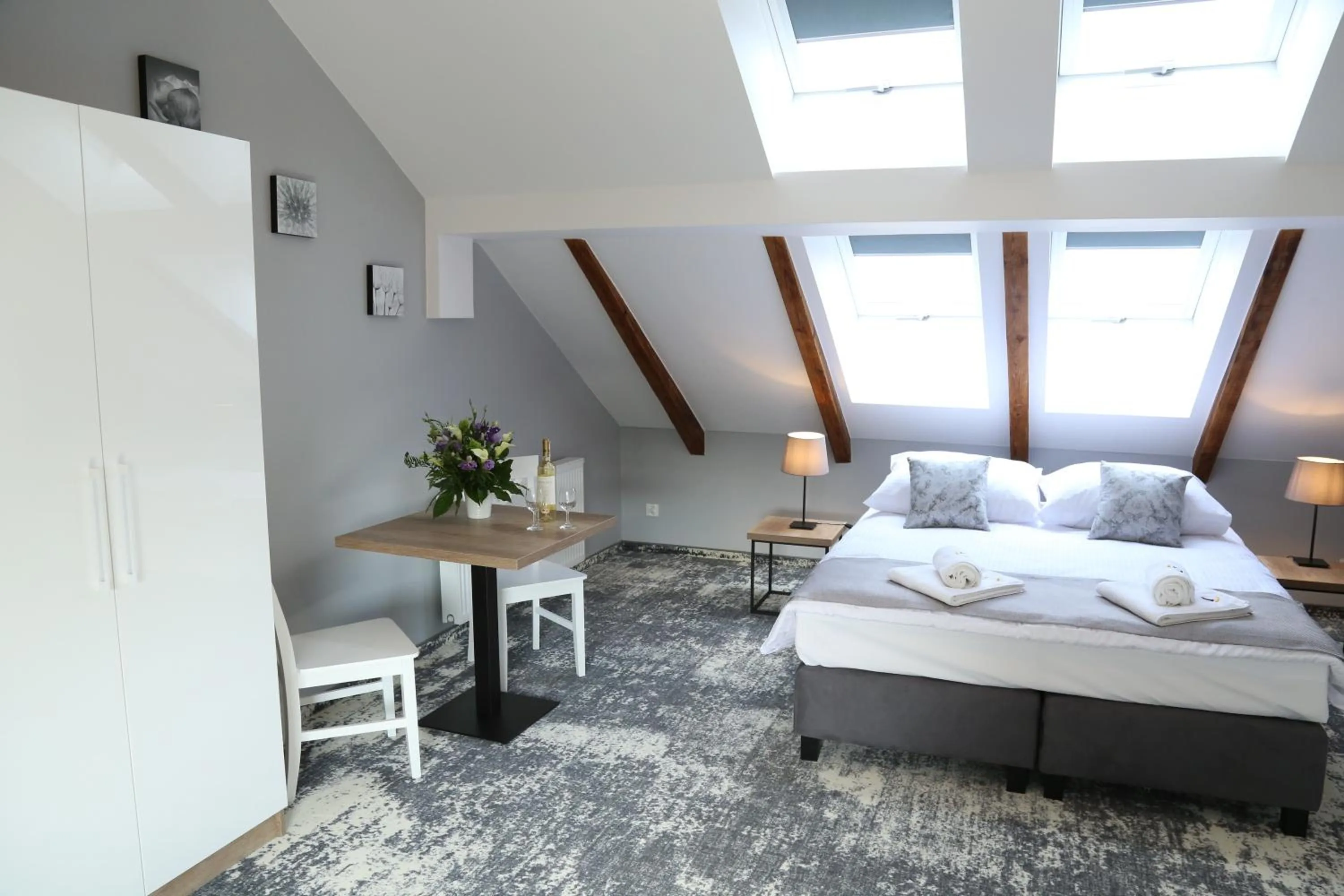 Photo of the whole room, Bed in Apartamenty L5