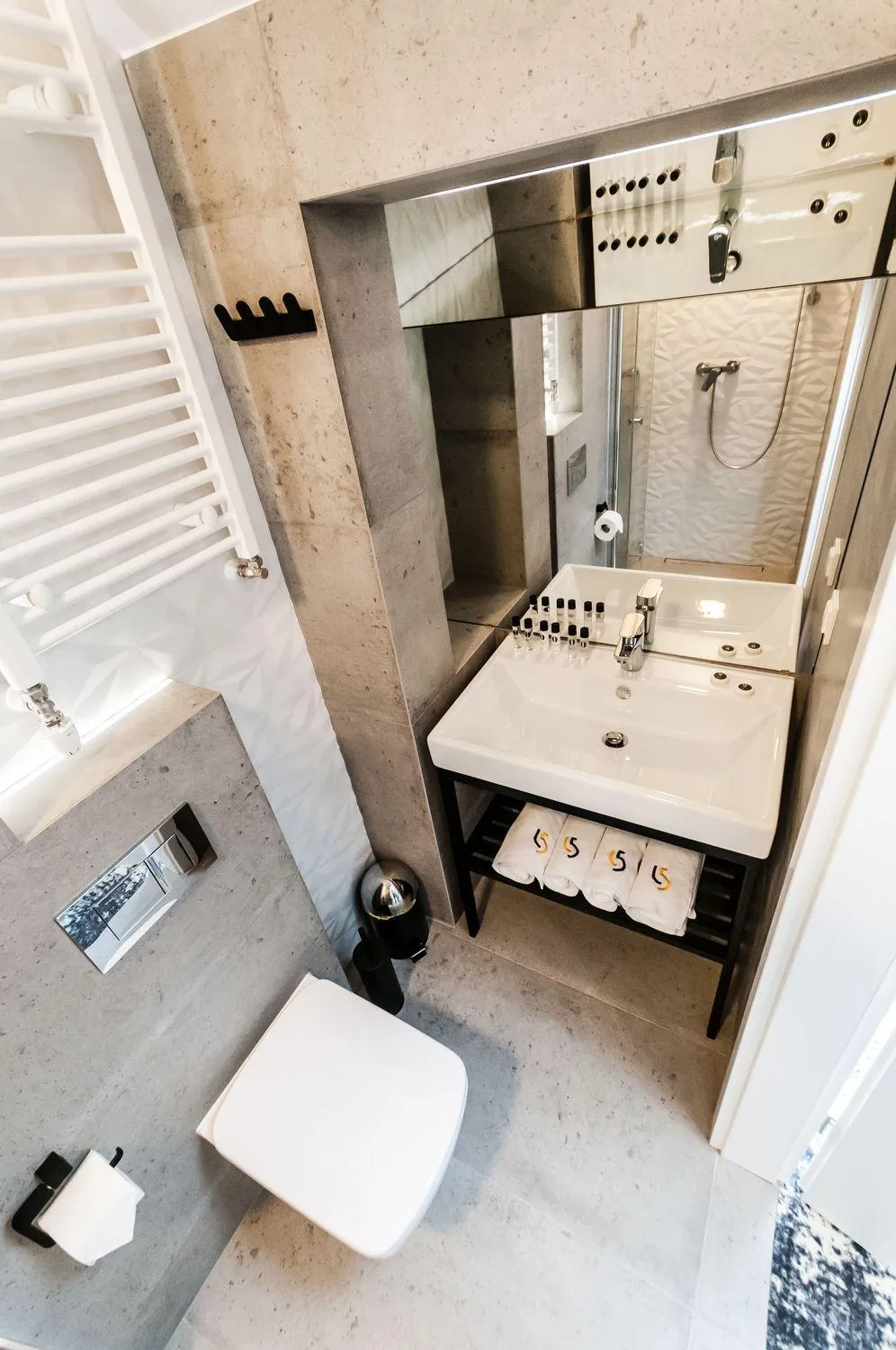 Toilet in Apartamenty L5