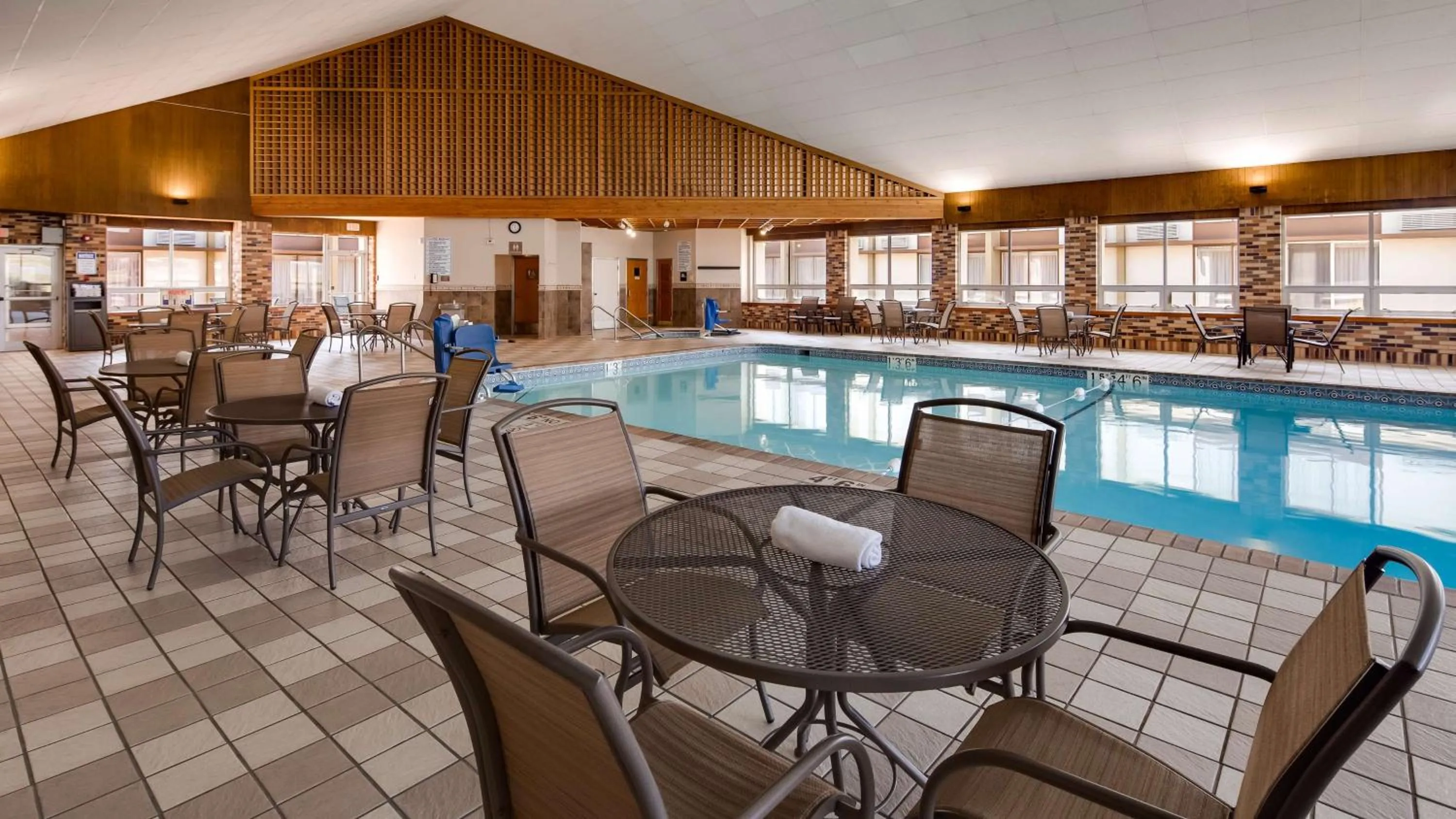 Pool view in Best Western Tomah Hotel