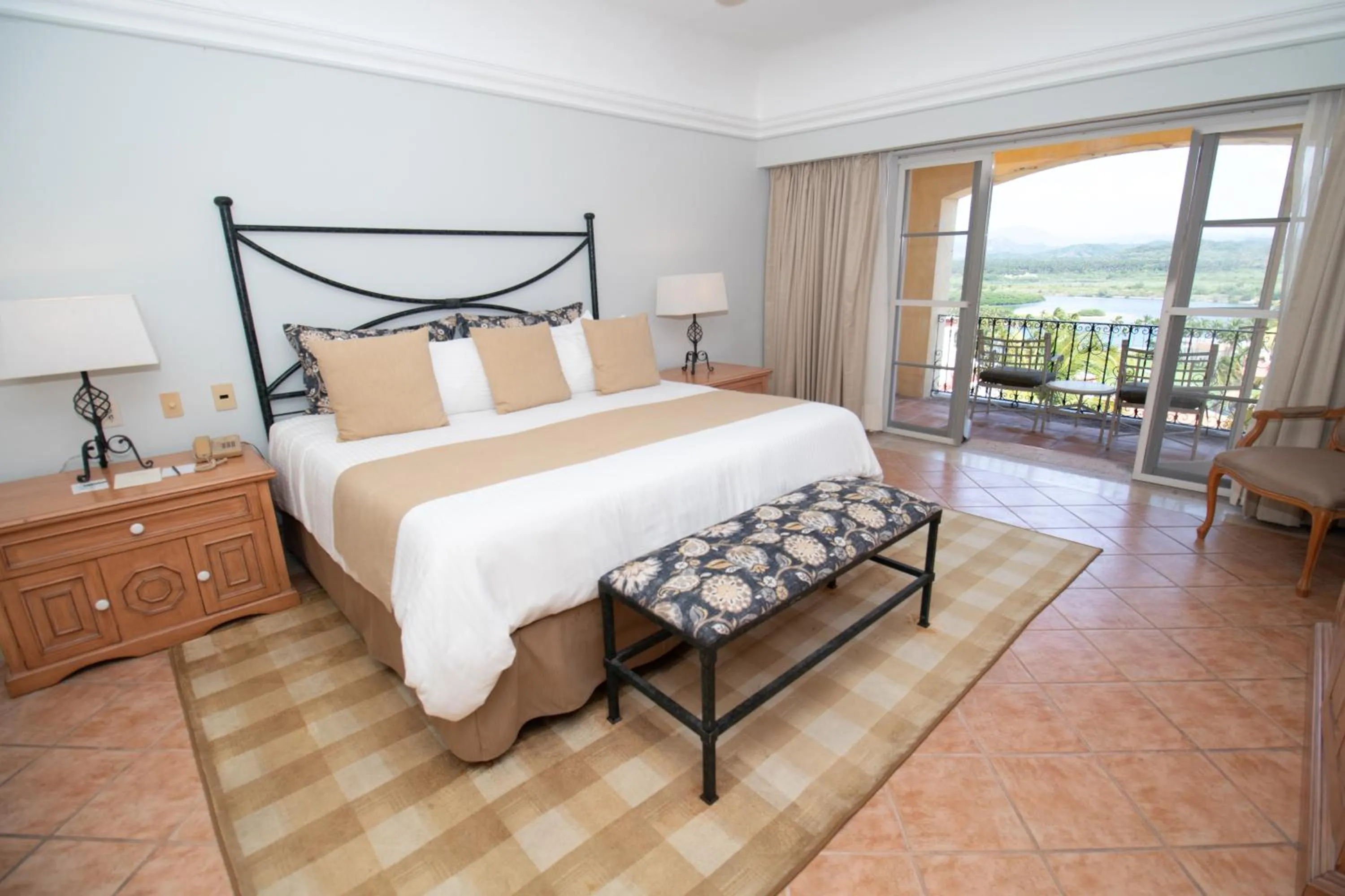 Bed in Grand Isla Navidad Golf & Spa Resort with Marina