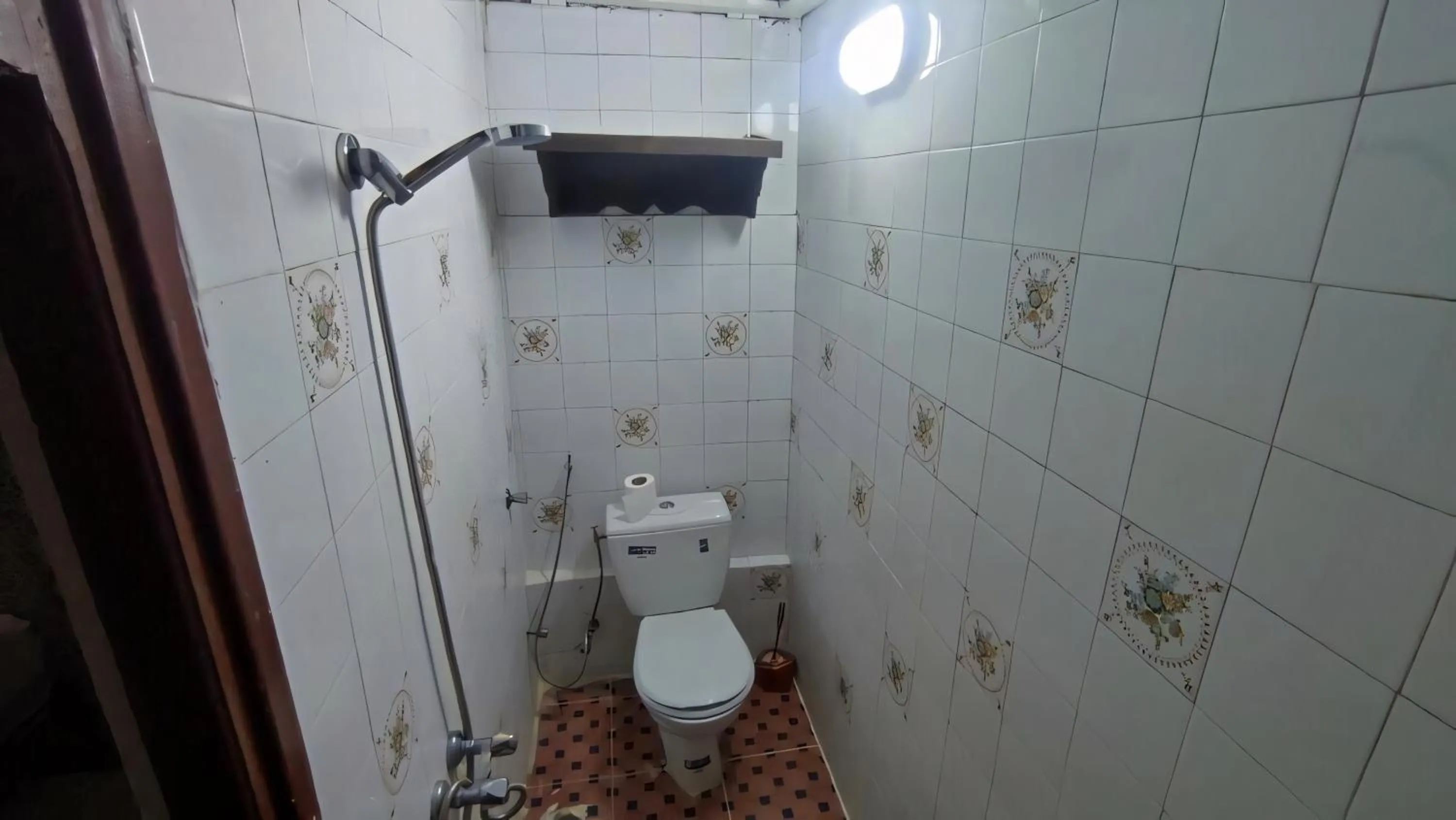 Toilet in Dar Ahl Tadla