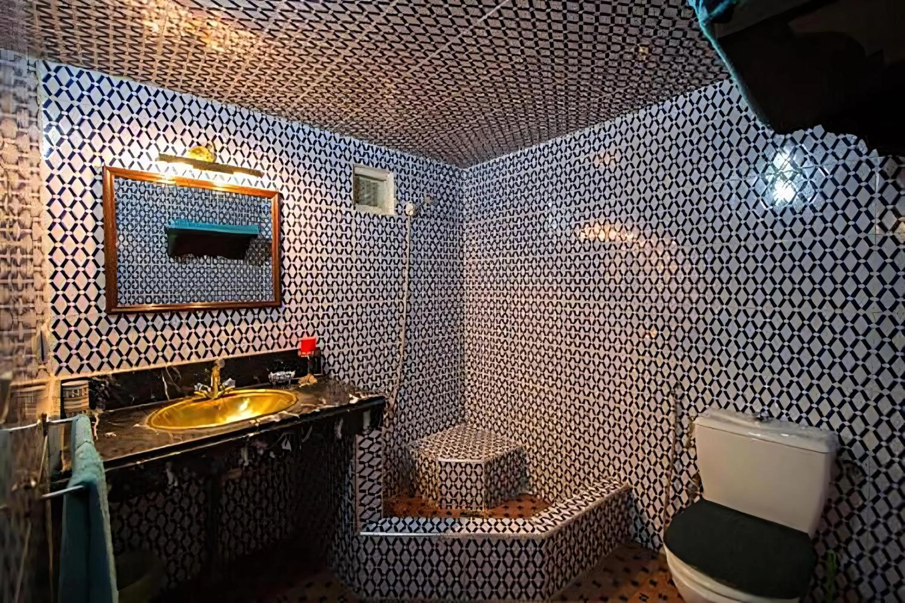 Shower in Dar Ahl Tadla