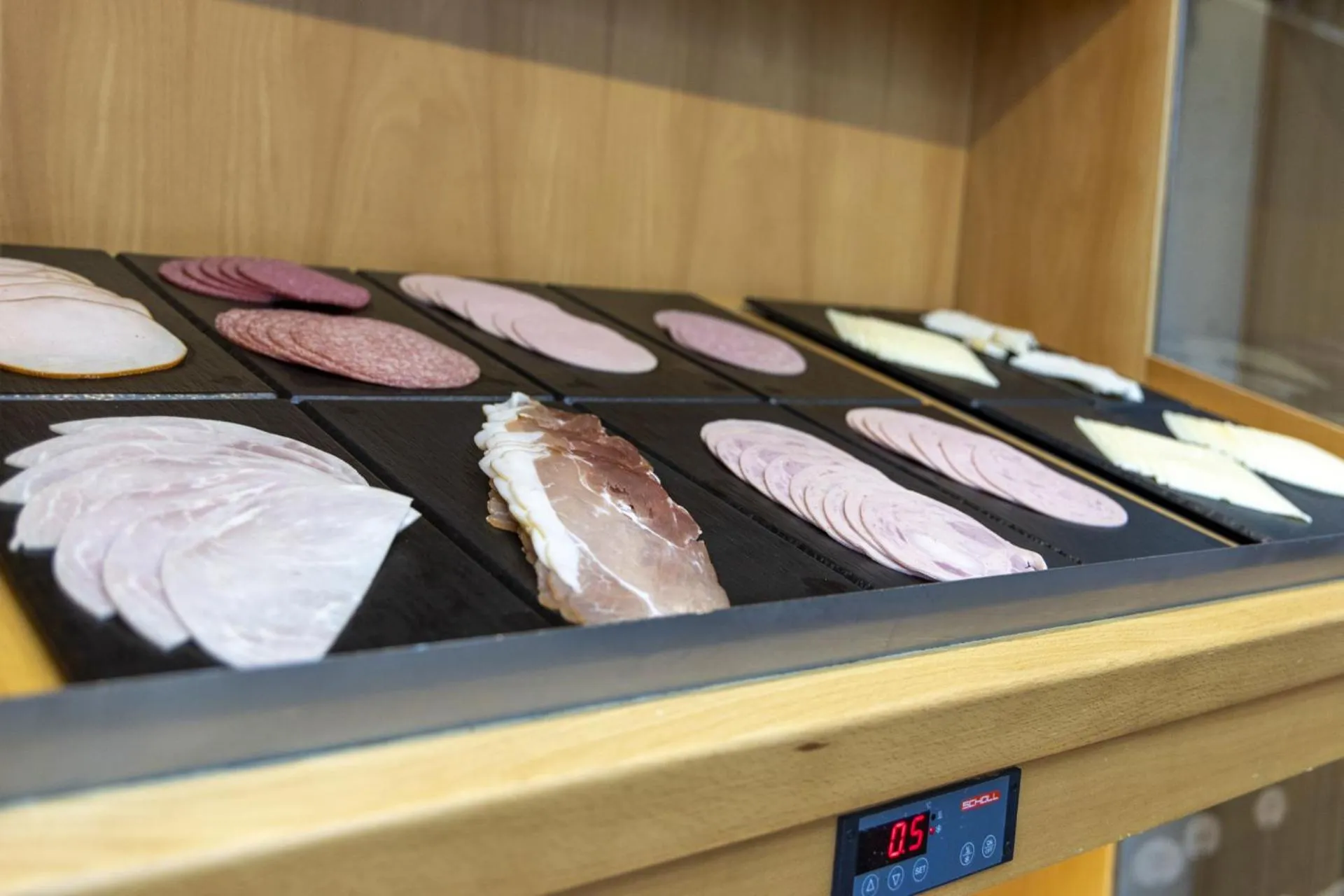 Breakfast in Apartmenthaus Burgenheimat in Rhens bei Koblenz