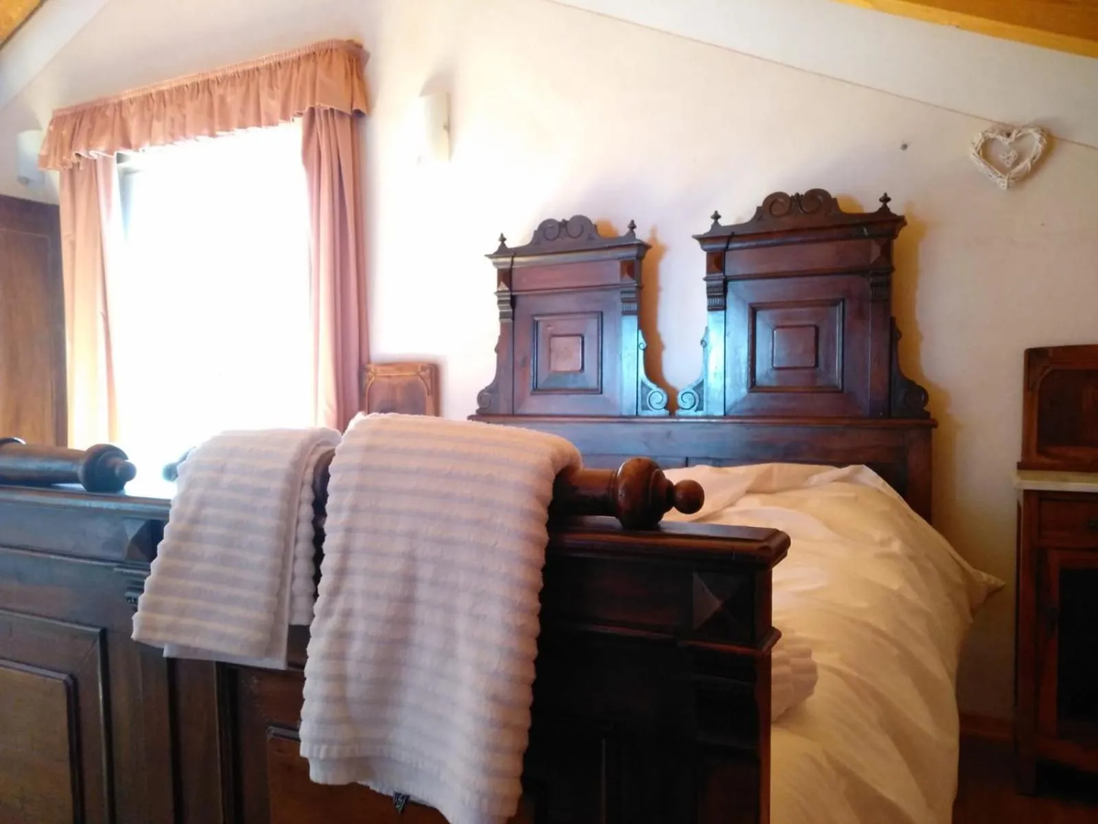 Photo of the whole room, Bed in SaMeCà