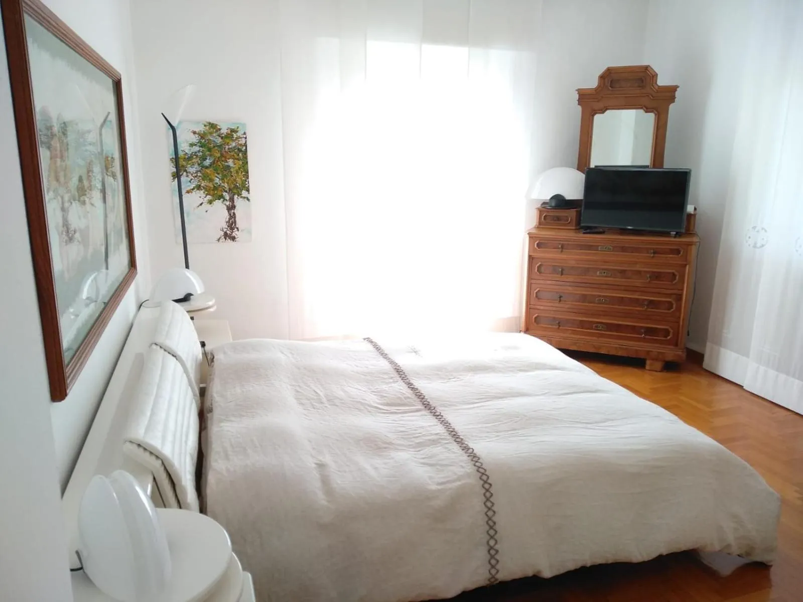 Photo of the whole room, Bed in SaMeCà