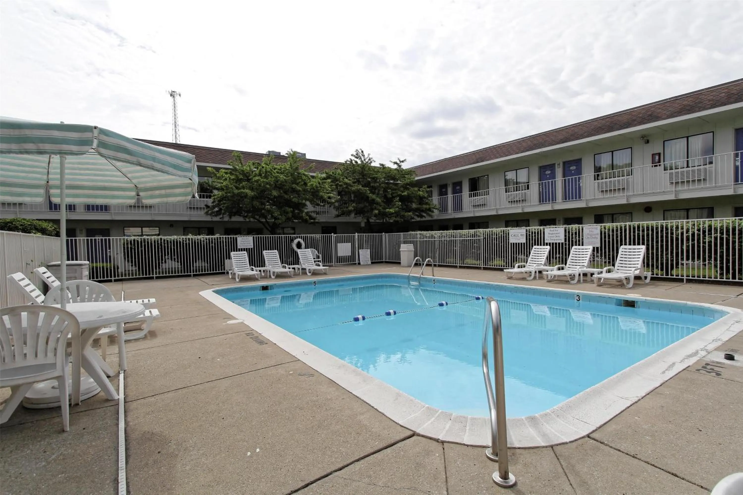 Pool view in Motel 6-Amherst, OH - Cleveland West - Lorain