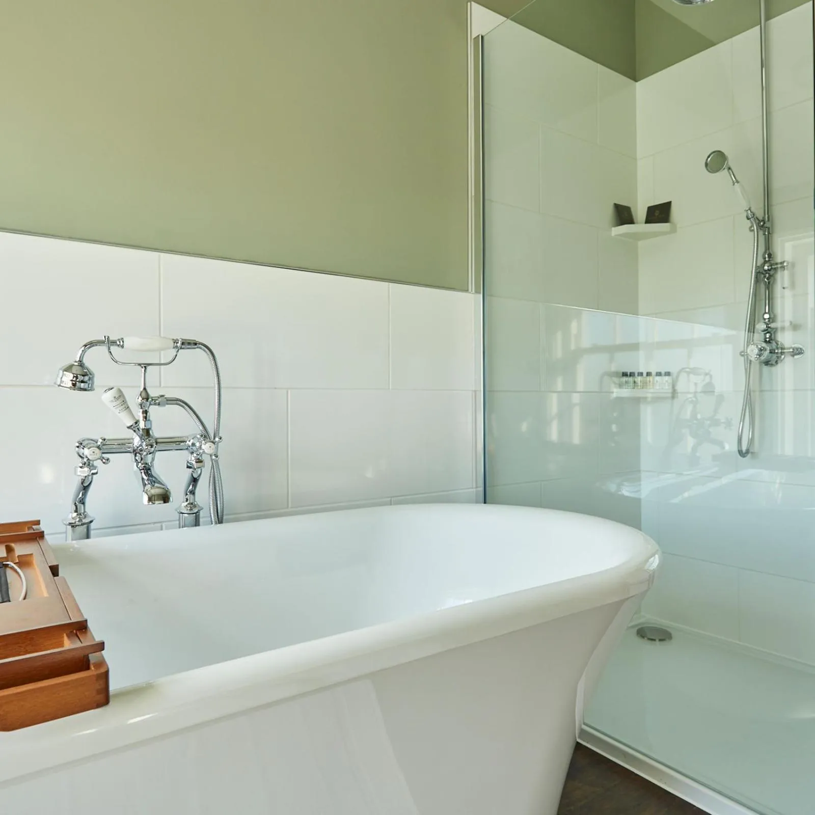 Bathroom in The Angel Inn, Stoke-by-Nayland