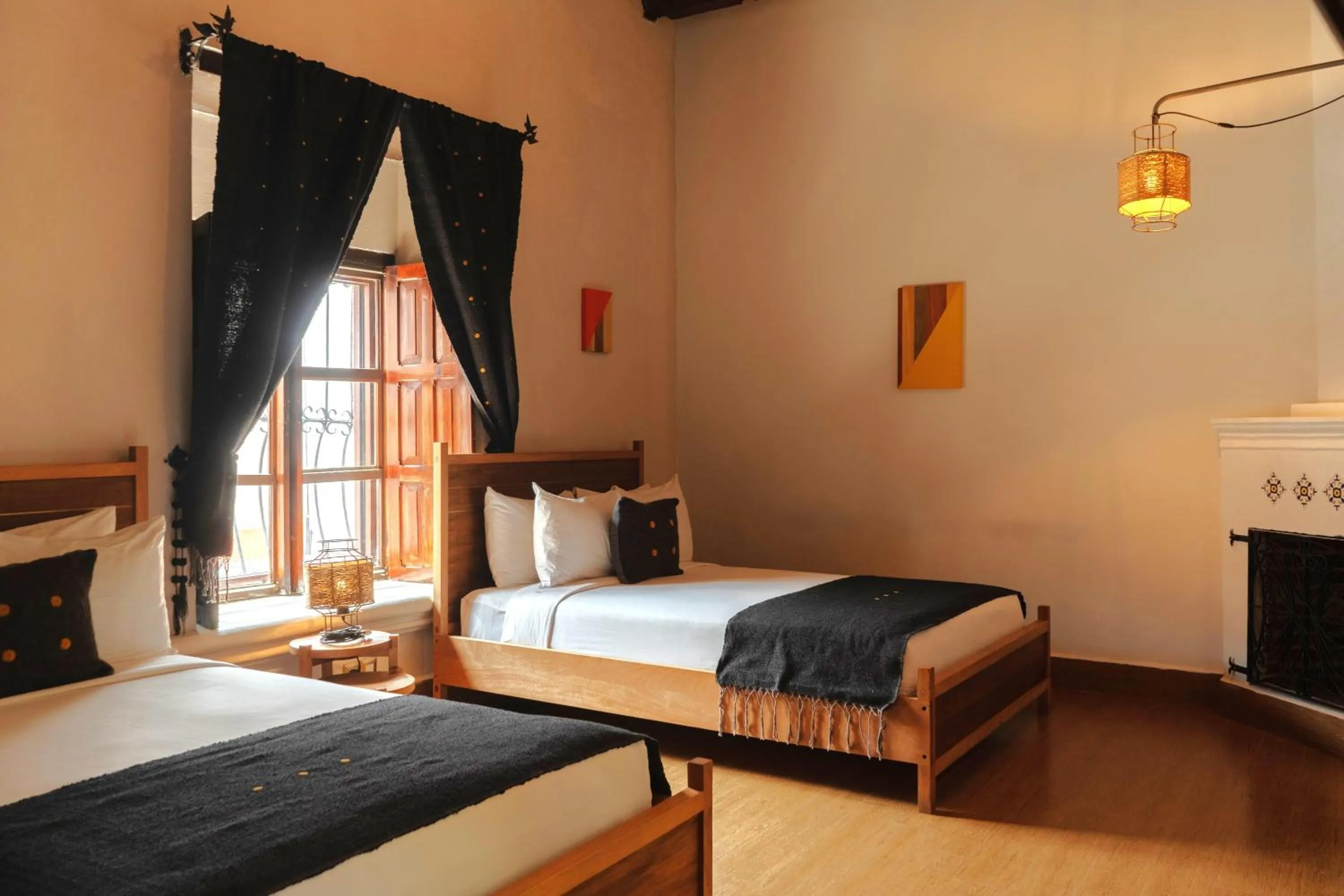 Photo of the whole room, Bed in Sombra del Agua