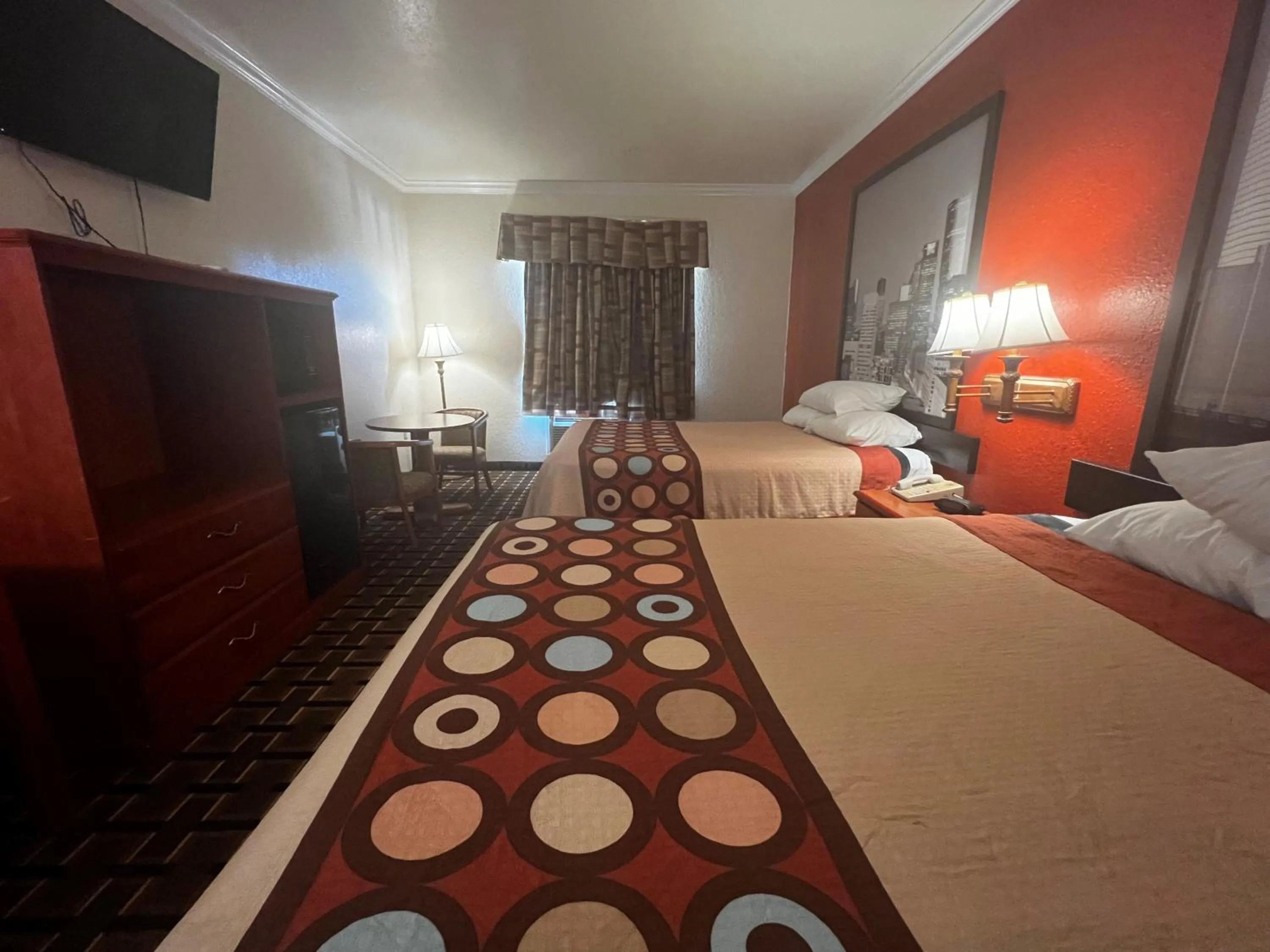 Photo of the whole room, Bed in Super 8 by Wyndham Brookshire TX