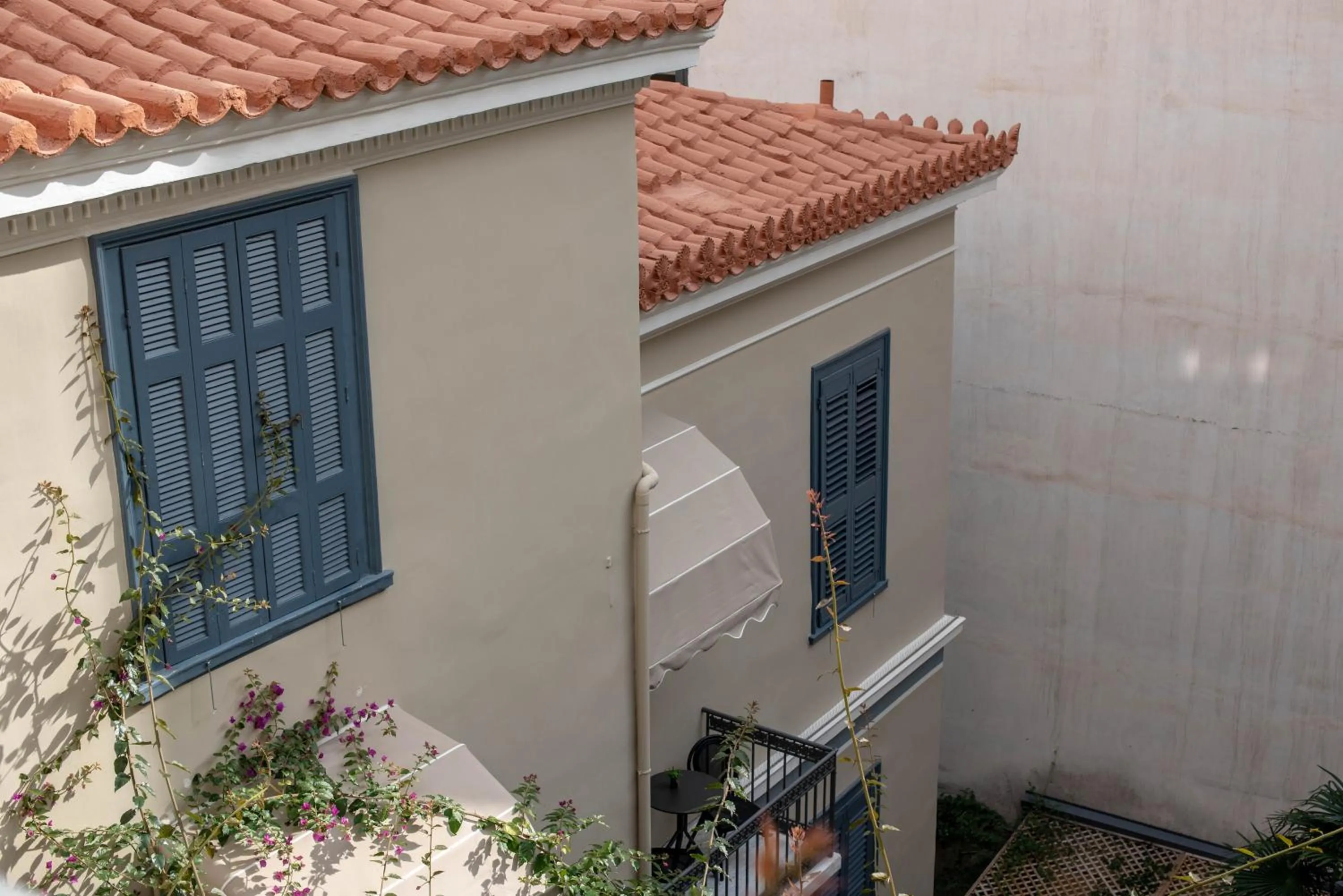 Street view in Athens Homes