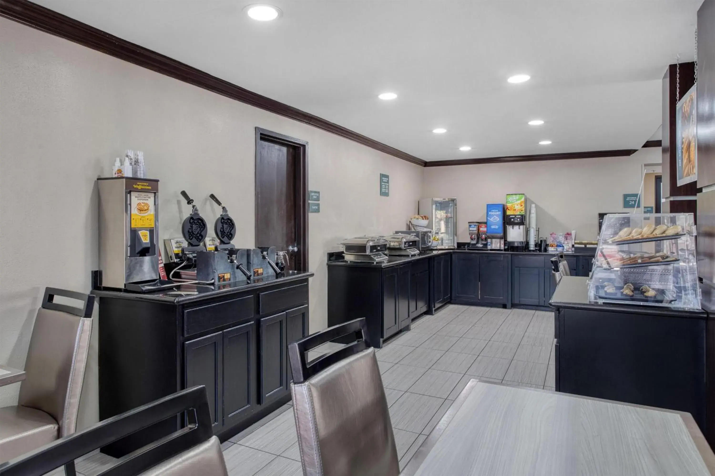 Breakfast in Best Western Webster Hotel, NASA Breakfast in Best Western Webster Hotel, NASA