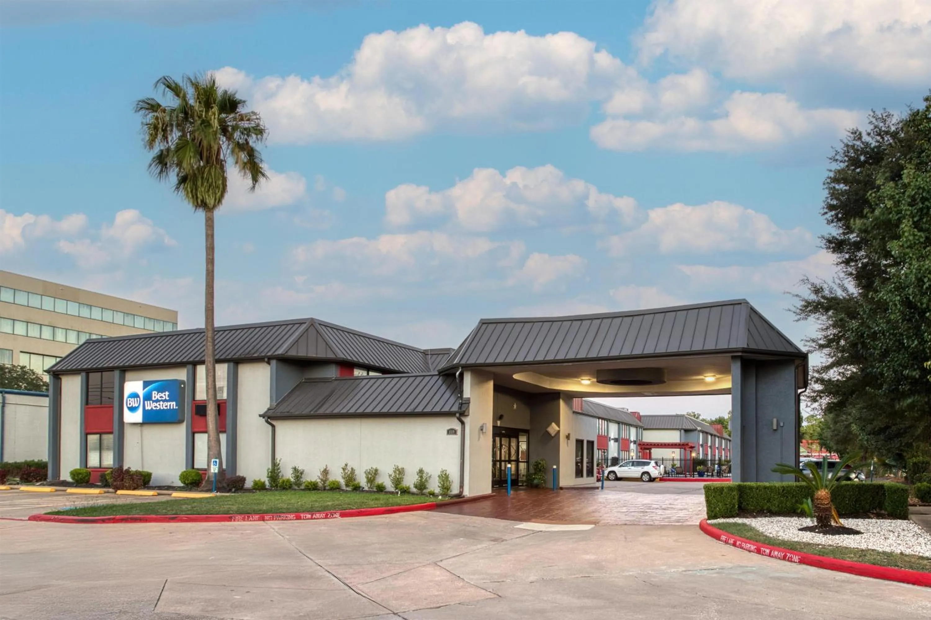 Property building in Best Western Webster Hotel, NASA