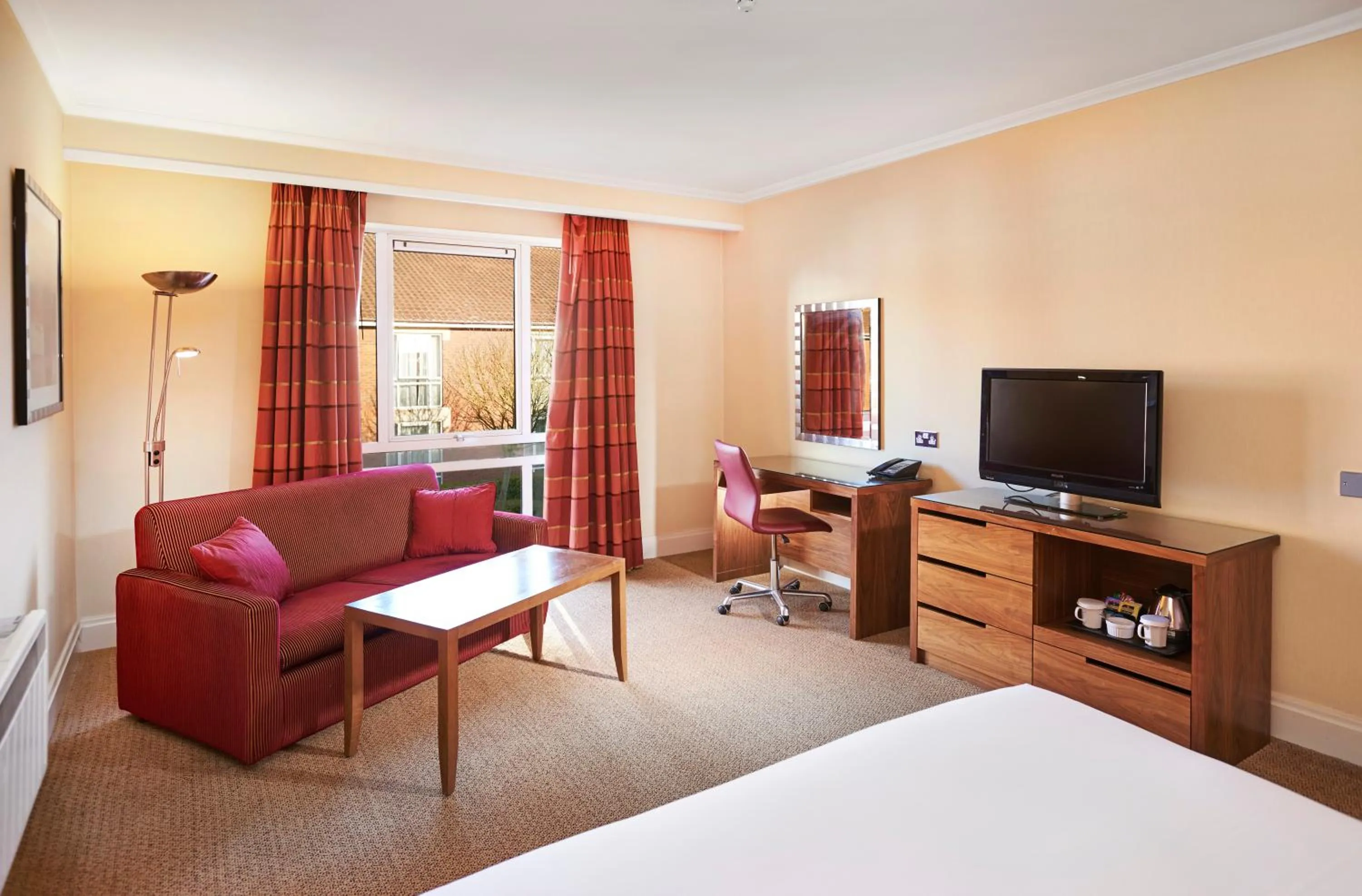 Photo of the whole room, Bed in Orida Maidstone