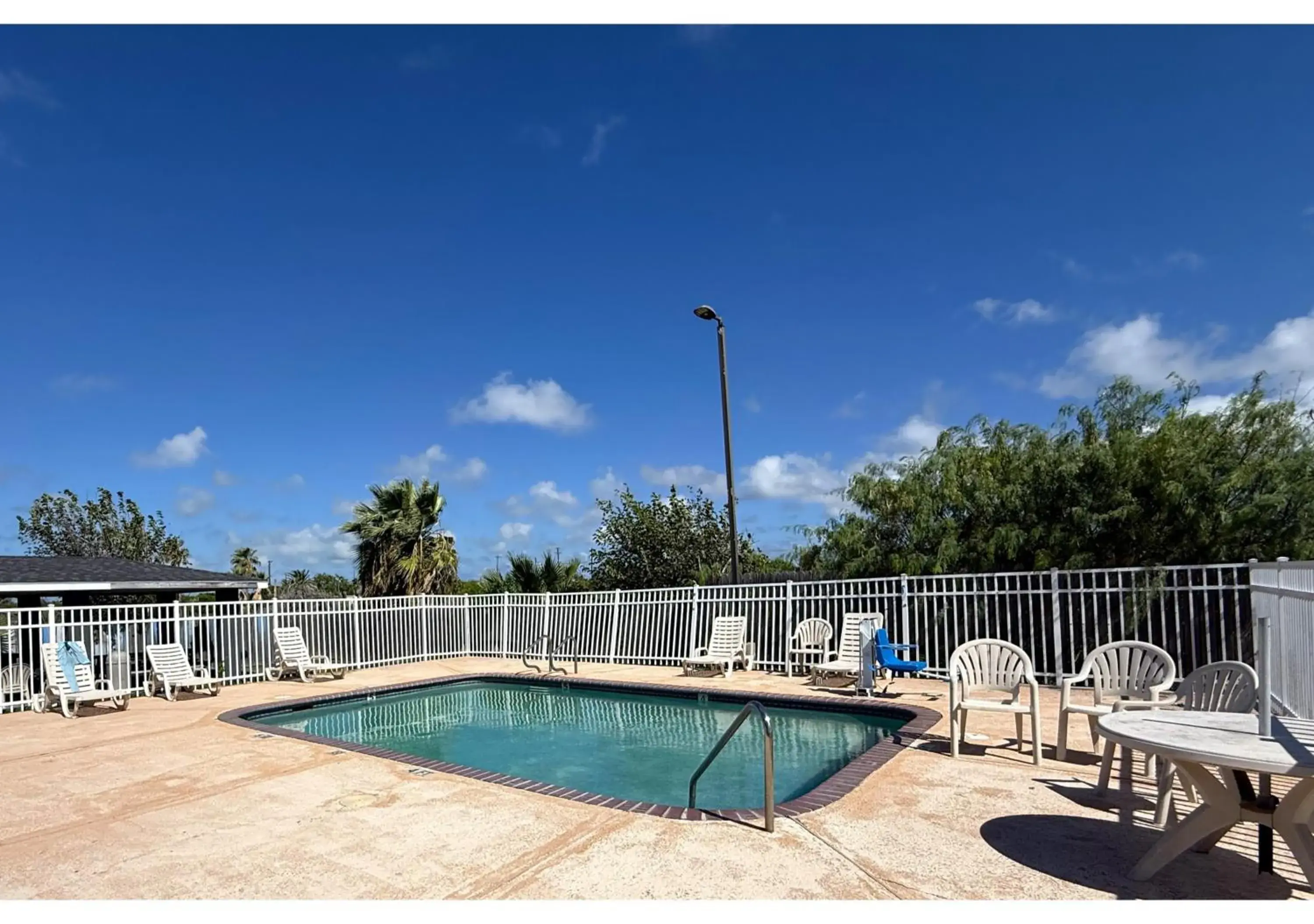 Swimming pool in Conn Brown Harbour Inn Aransas Pass Corpus Christi Swimming pool in Conn Brown Harbour Inn Aransas Pass Corpus Christi